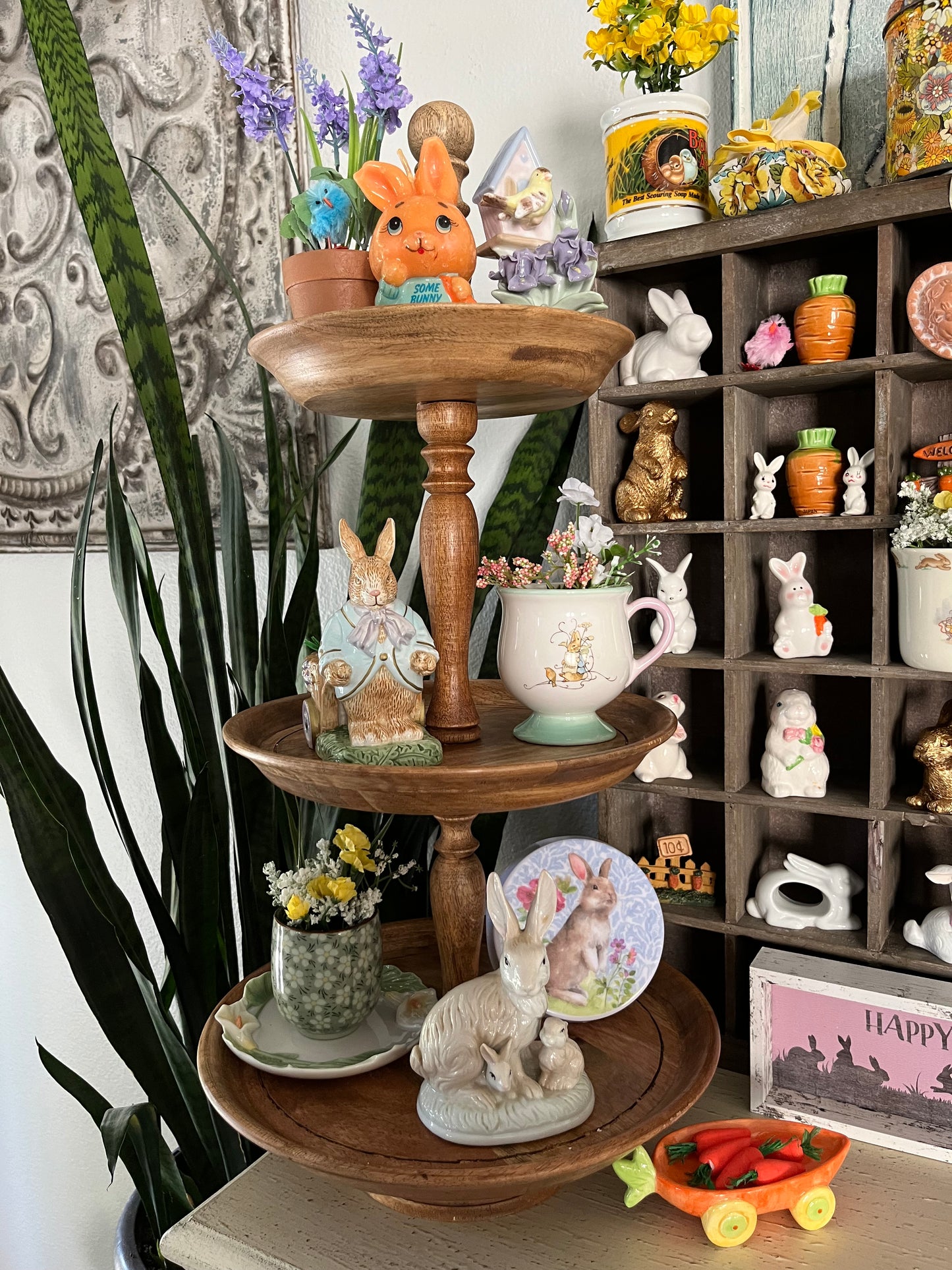 2002 Peter Rabbit Pedestal Mug – Teleflora Beatrix Potter-Inspired Ceramic Cup