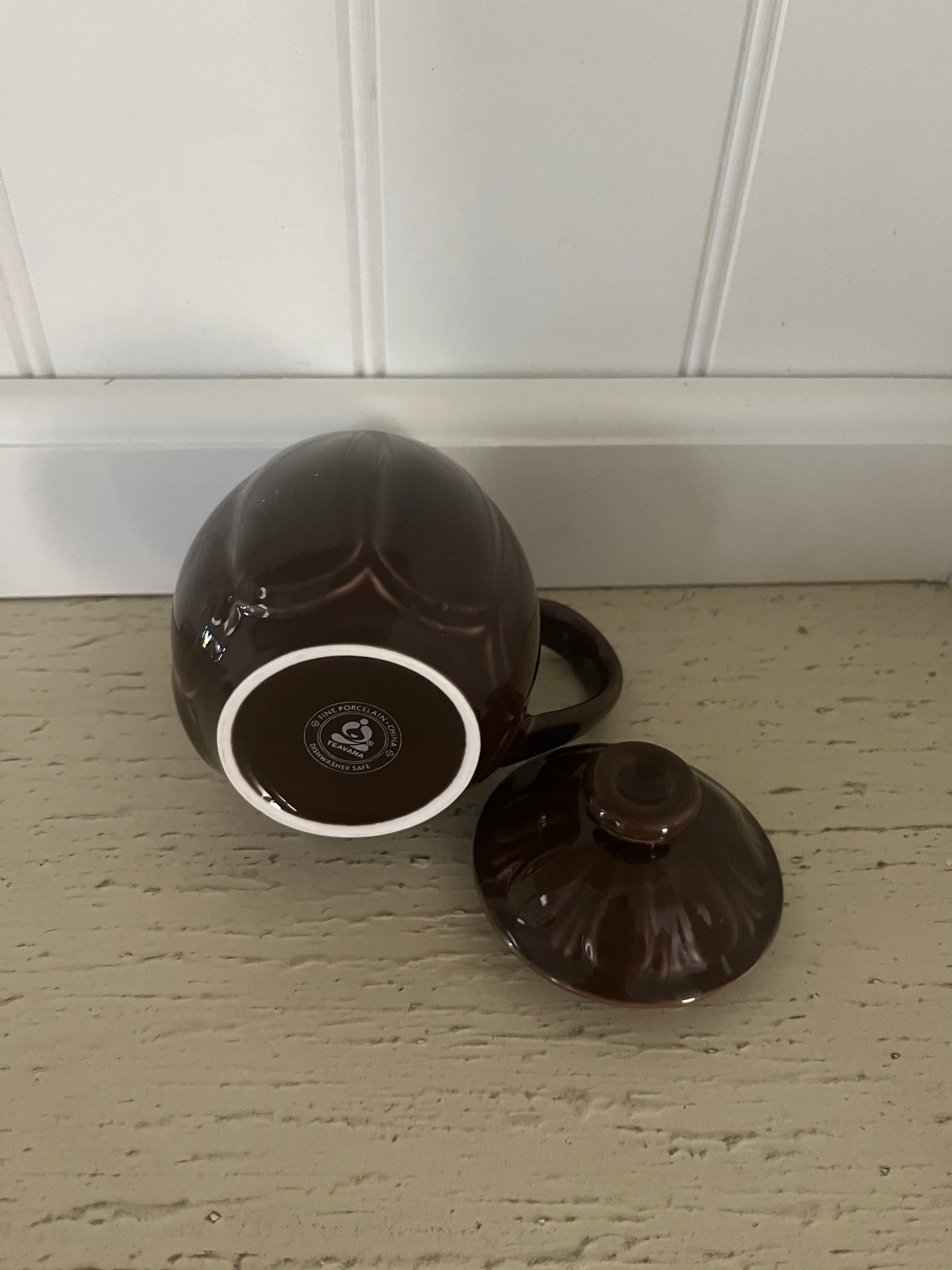 2 Teavana Lidded Porcelain Tea Mugs with One Infuser – Espresso Brown (2000s)