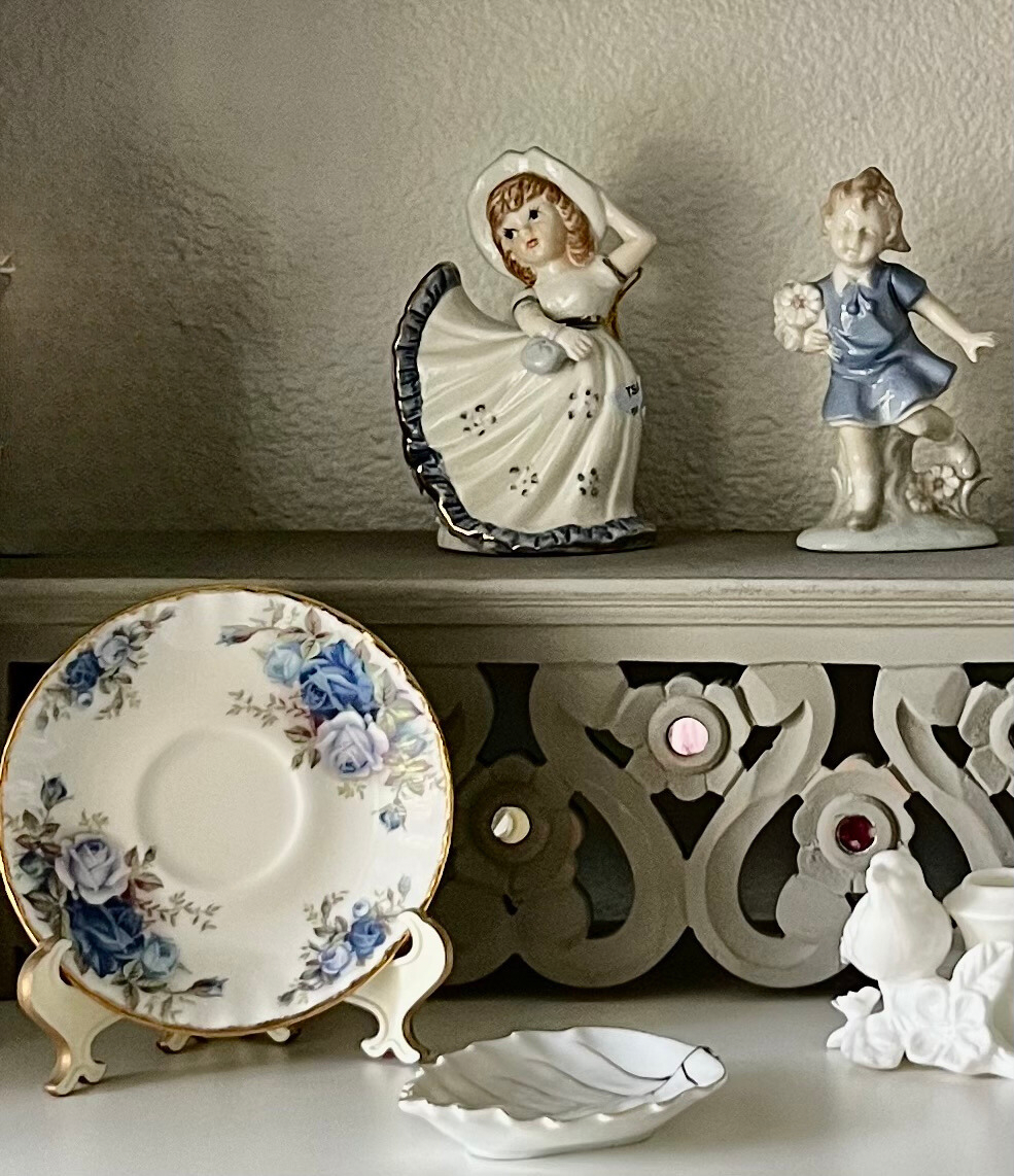 Vintage Porcelain Southern Belle Girl Bell - Mid Century - Made in Japan by Napco - Collectible Decor