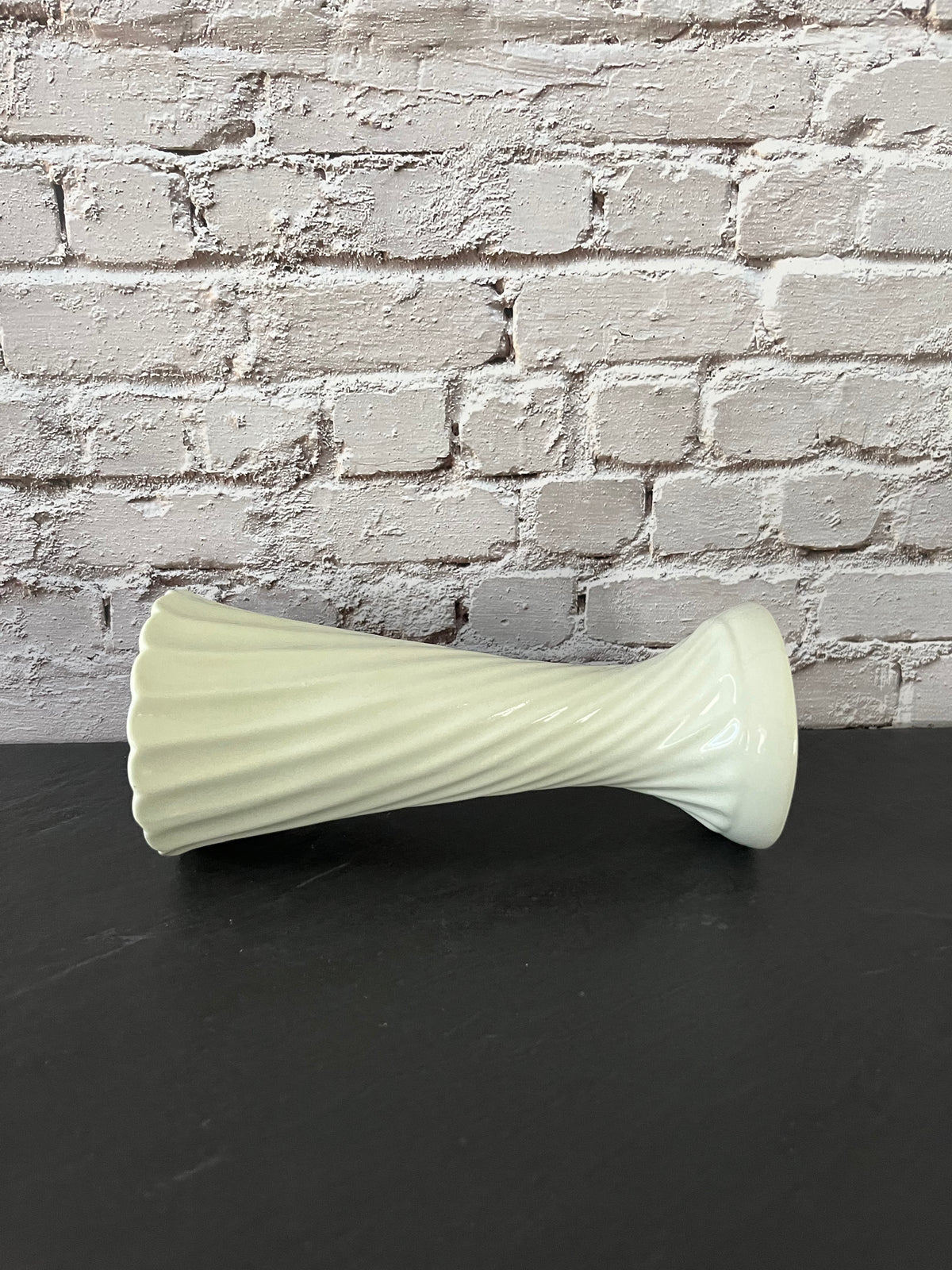 Vintage C. 1990’s * Pale celadon / soft spring  Green Spiral Ceramic Vase – Scalloped Rim Floral Bud Vase – 7”