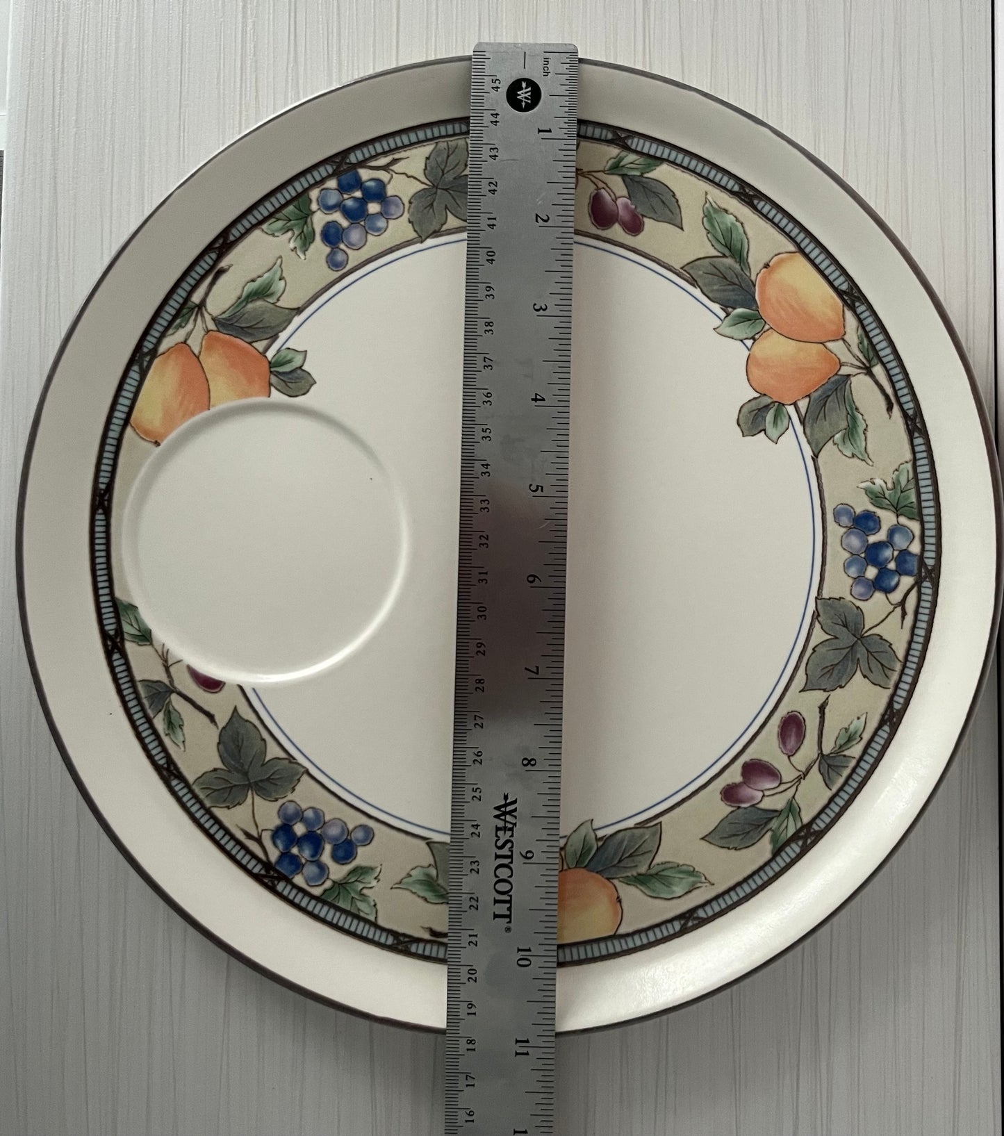 1990s Mikasa Intaglio Garden Harvest CAC29 Snack Plate with Cup Well – Vintage Tea / Luncheon Plate – Fruit & Vine Motif