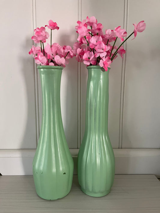 Vintage Hand-Painted Green Glass Ribbed Bud Vase | Jadeite-Style Floral Vase | c. 1940s–1950s