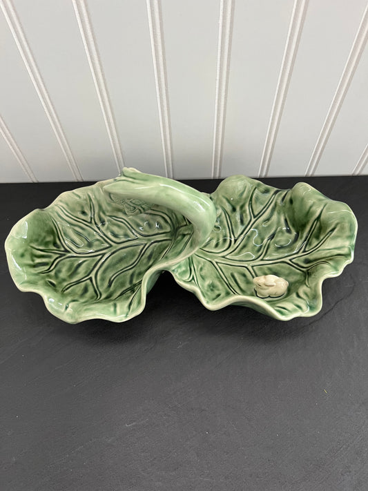 Vintage 1980s Majolica-Style Lettuce Leaf Divided Dish with Bunny – Cabbageware Charm