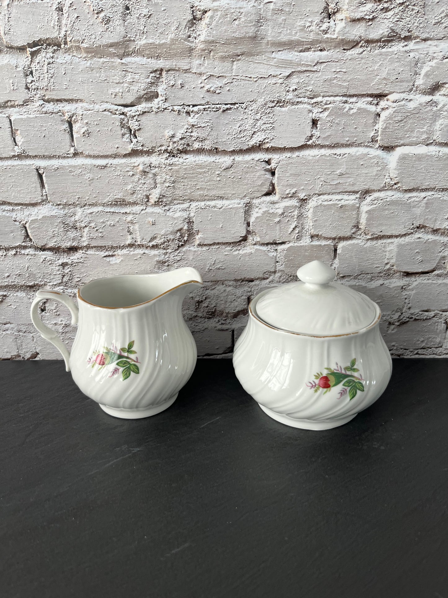 Vintage 1990s Lynns Fine China Rose Creamer & Lidded Sugar Bowl Set – Embossed Ivory with Gold Trim