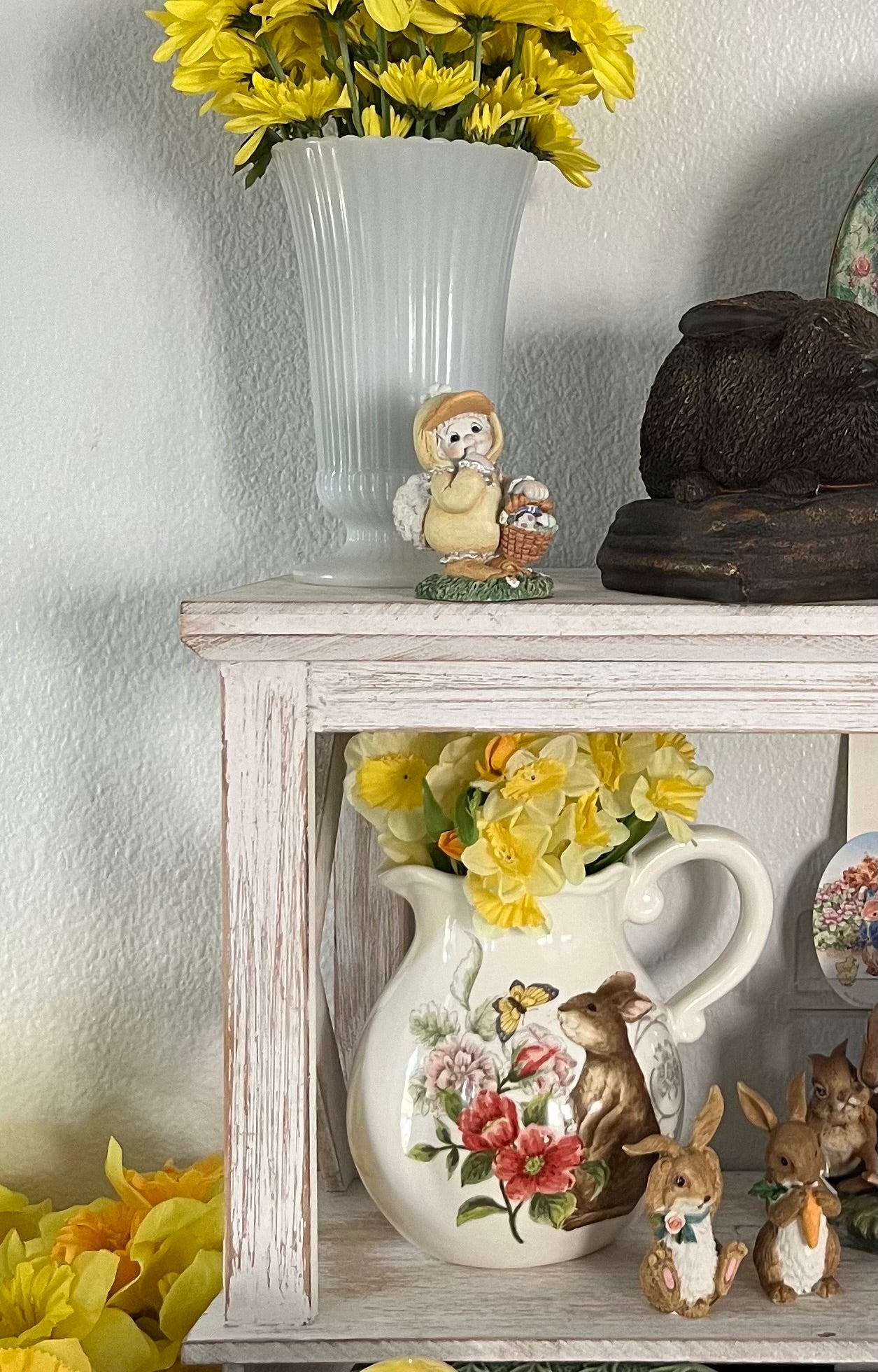 Dreamsicles 2002 Dress Up Ducky Figurine - Easter Edition