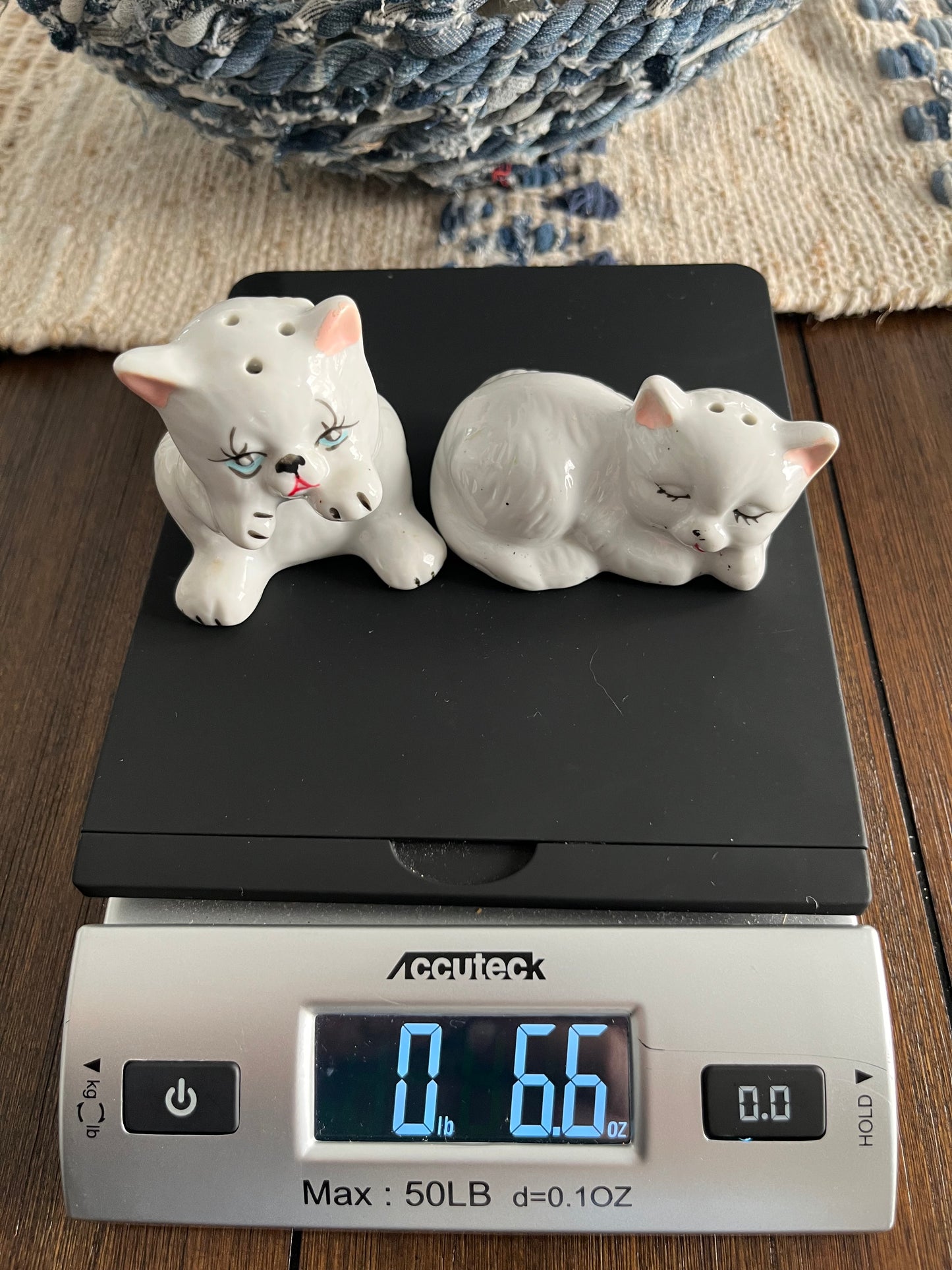 1950s Vintage Japan White Ceramic Cat Salt & Pepper Shakers – Sleeping & Sassy Kitty Pair