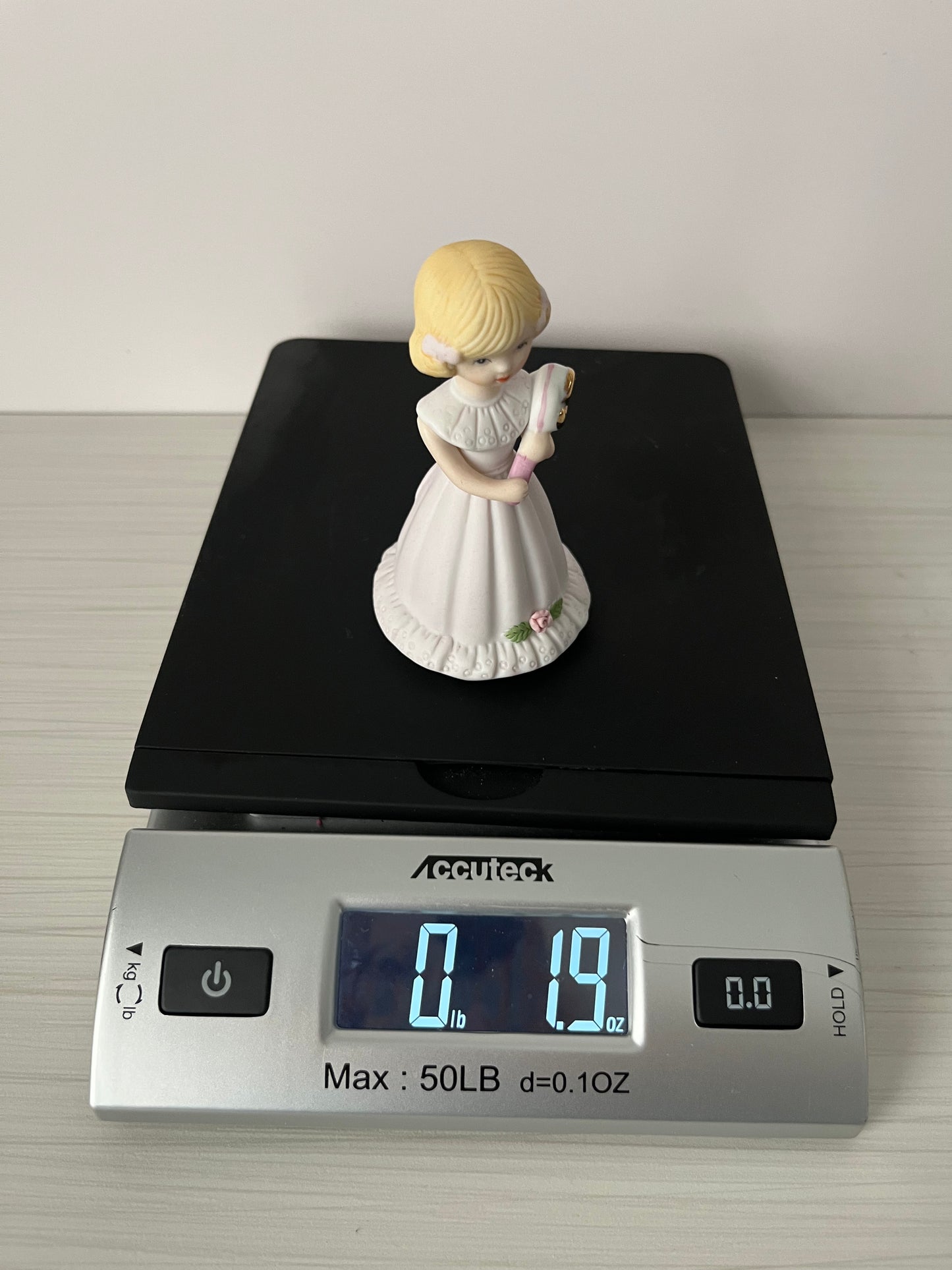 Vintage 1980s Enesco “Growing Up Girls” 5th Birthday Blonde Figurine – Porcelain Girl with Gold Number 5