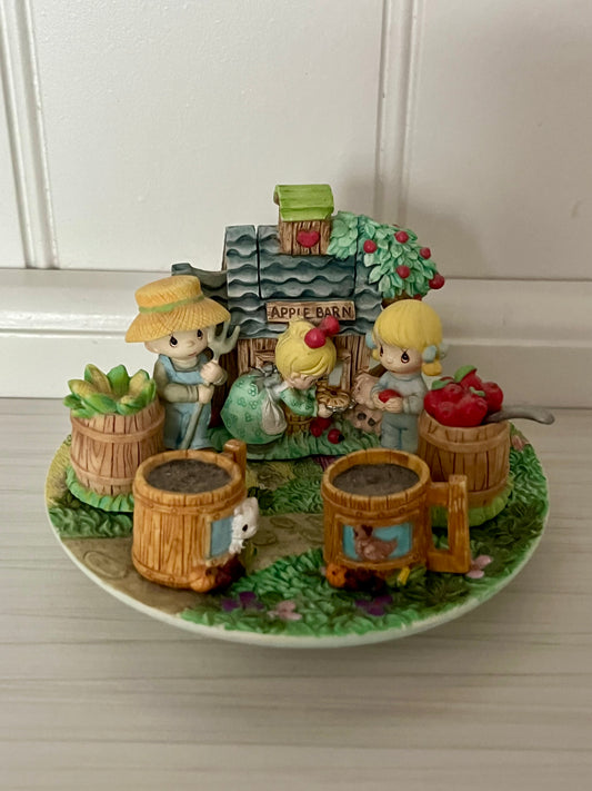 Vintage Precious Moments Apple Barn Harvest Figurine Scene – 1990s Miniature Country Village Tea Set
