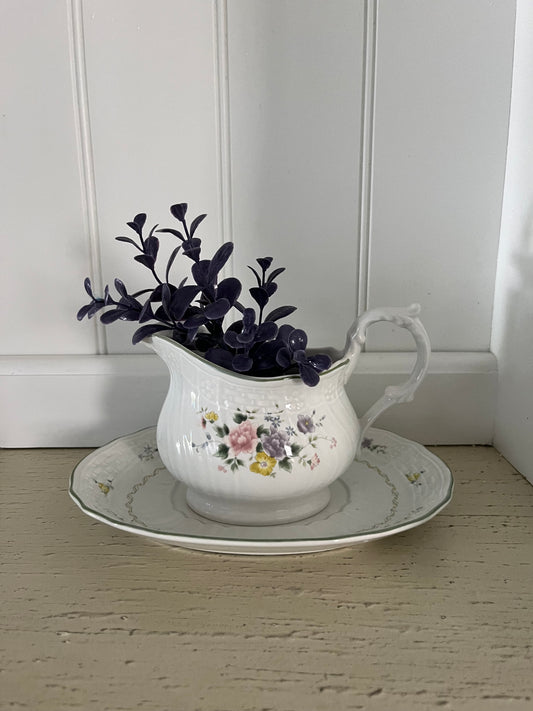 Vintage c 1980’s Mikasa Renaissance Antique Rose Floral Creamer & Underplate Set Japan