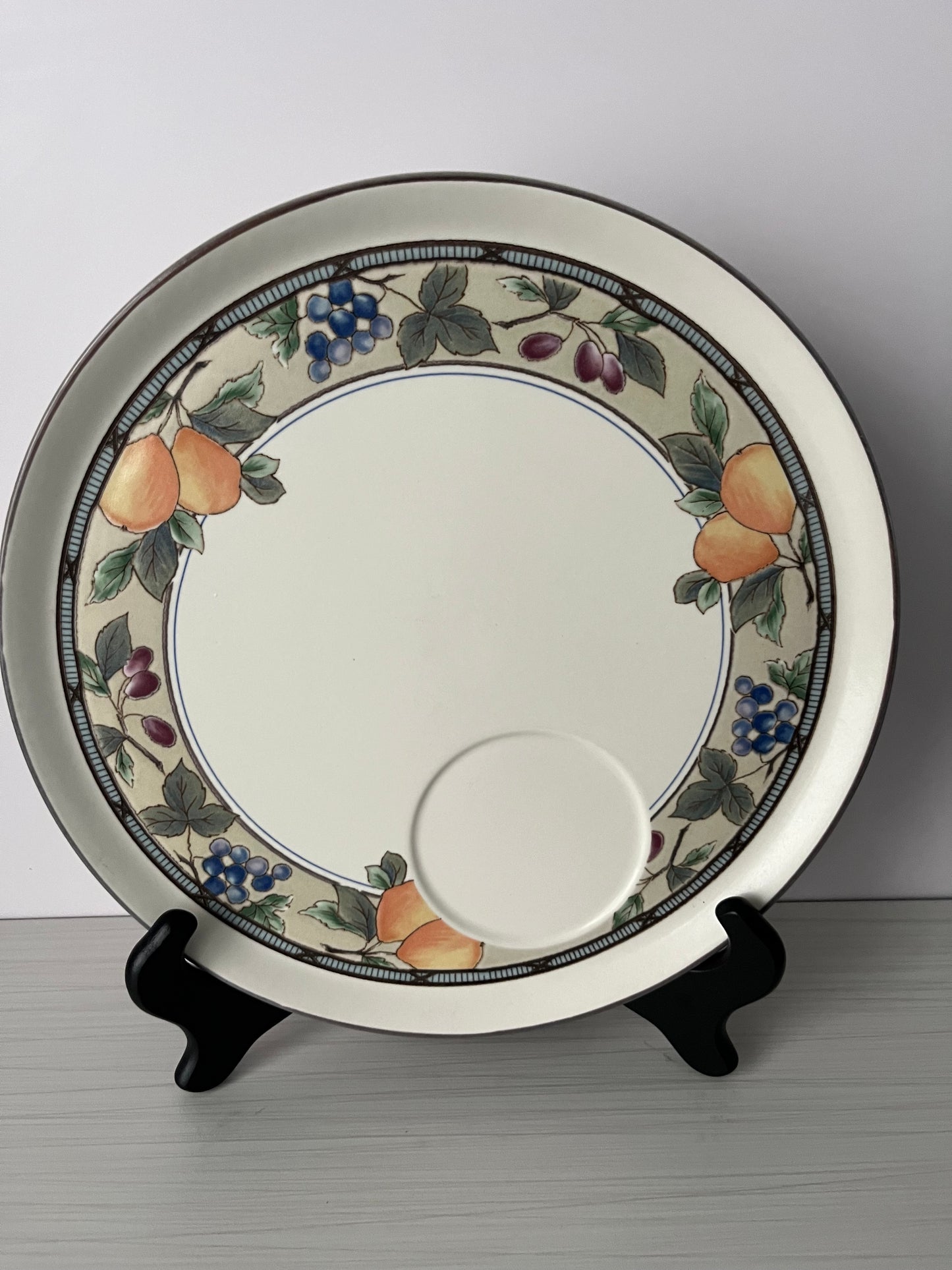1990s Mikasa Intaglio Garden Harvest CAC29 Snack Plate with Cup Well – Vintage Tea / Luncheon Plate – Fruit & Vine Motif