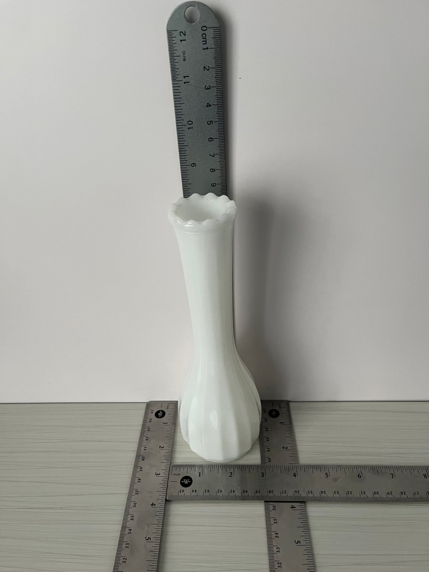 Vintage 1960s–1970s White Milk Glass Bud Vase – Scalloped Rim, Fluted Base, 8½” Tall