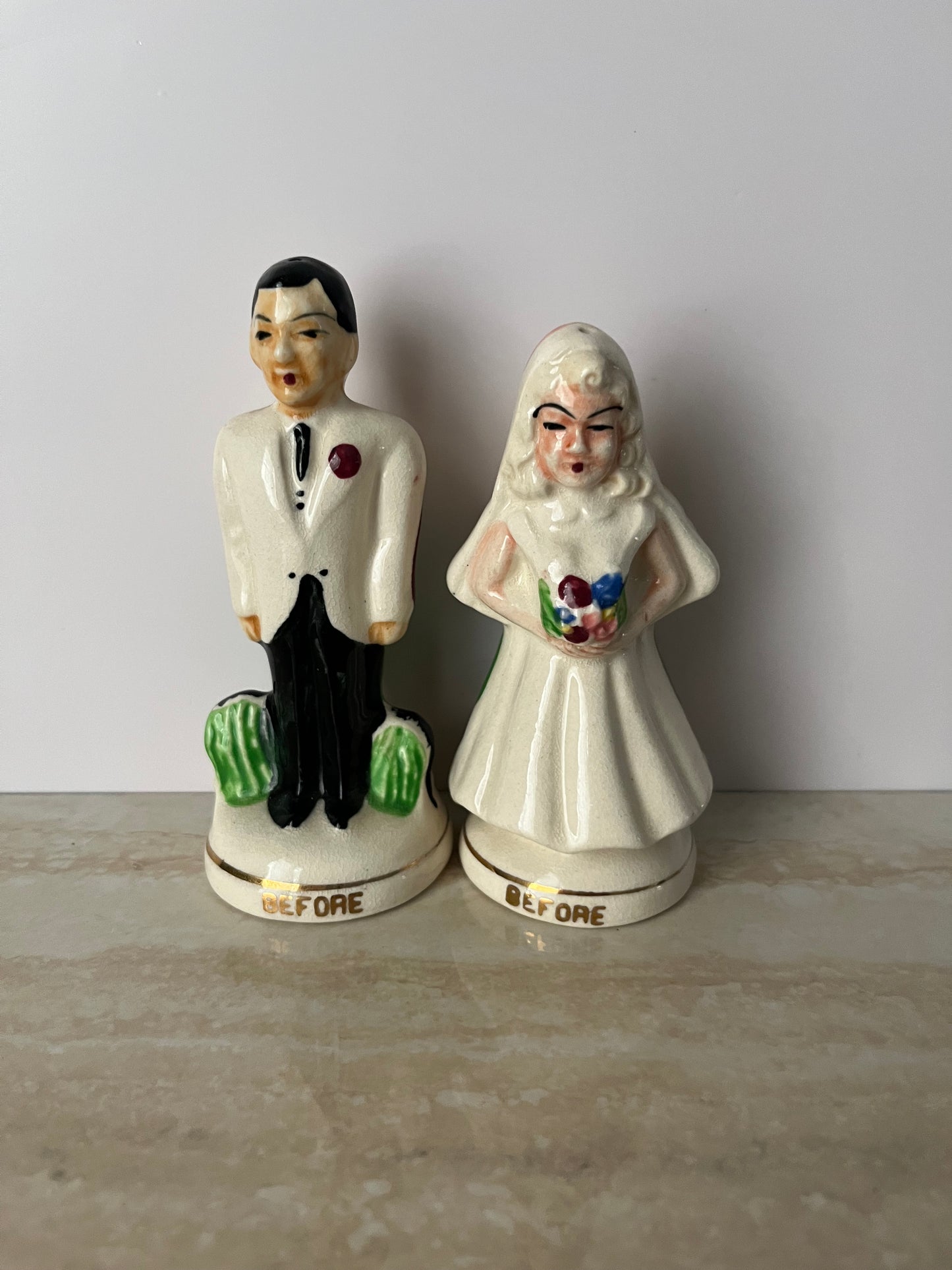 1950s “Time Marches On” Bride & Groom Salt & Pepper Shakers – Before & After Marriage Novelty Japan Ceramic