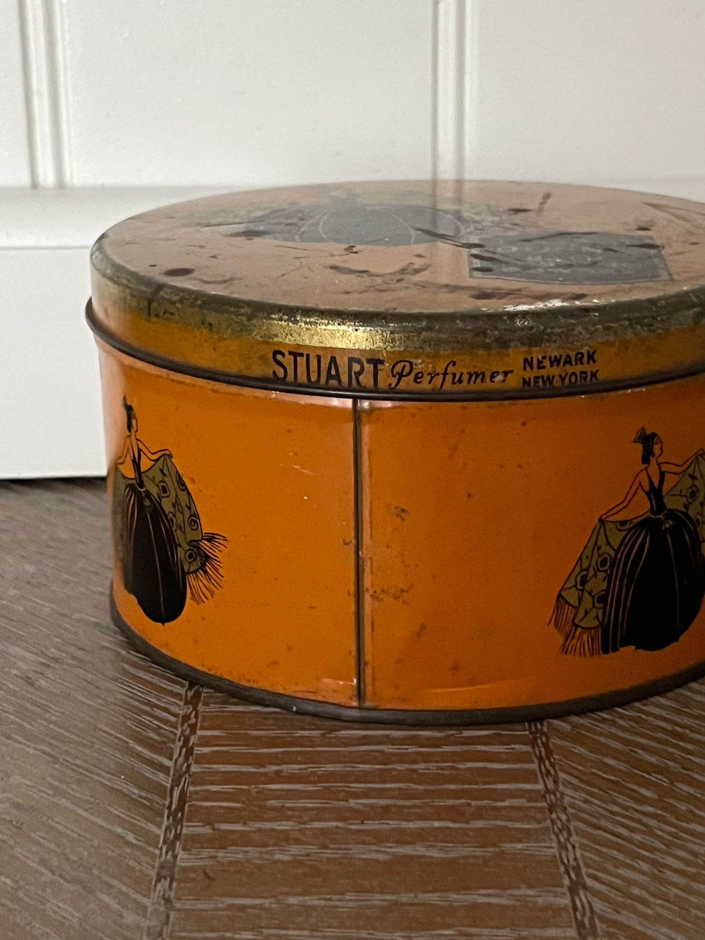 Antique 1920’s Stuart Perfumer Prima Donna Bath Dusting Powder Tin | Art Deco Vanity Advertising