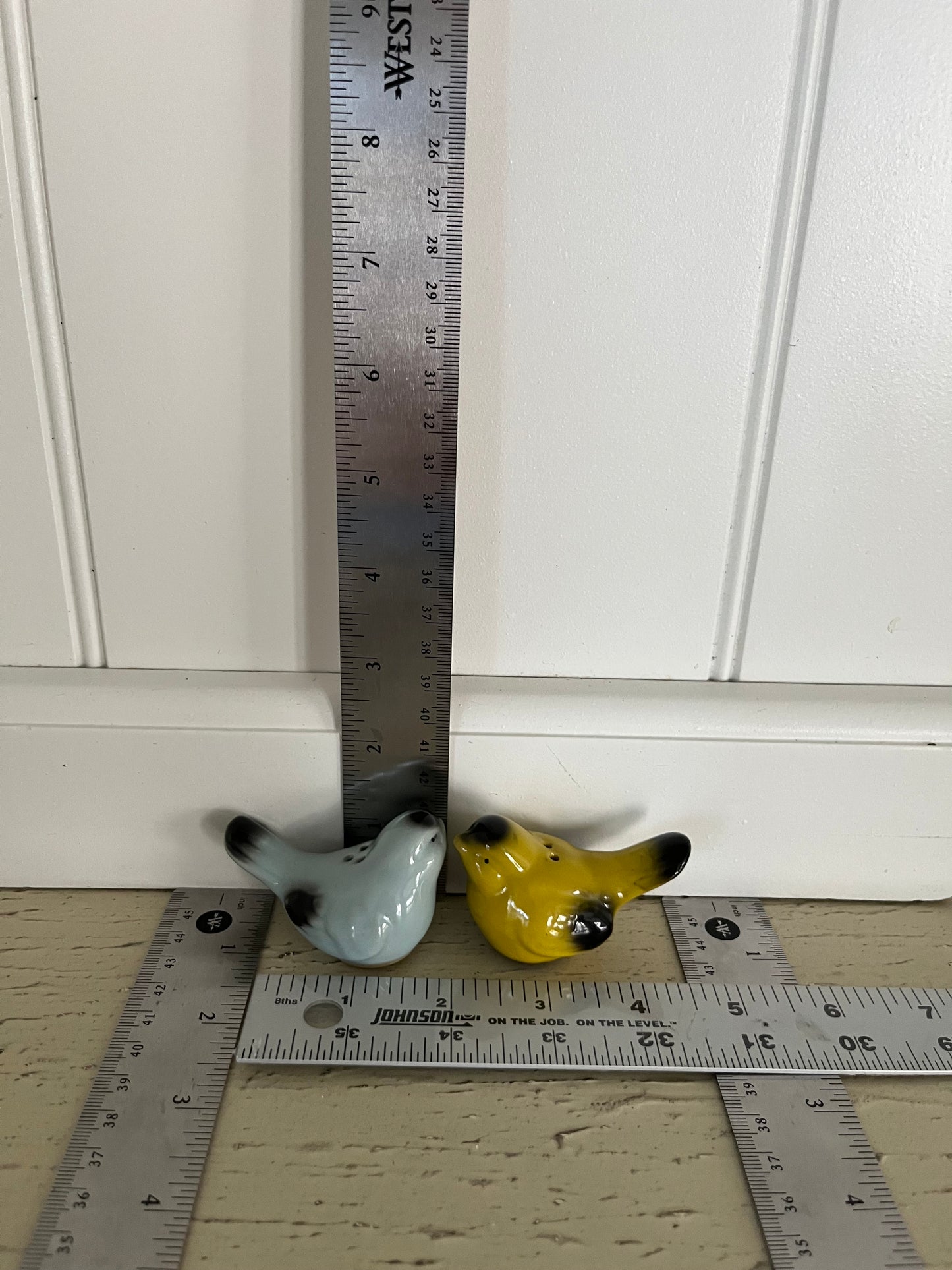 Vintage Ceramic Bird Salt & Pepper Shaker Set – c. 1990s Glazed Yellow & Blue Pair