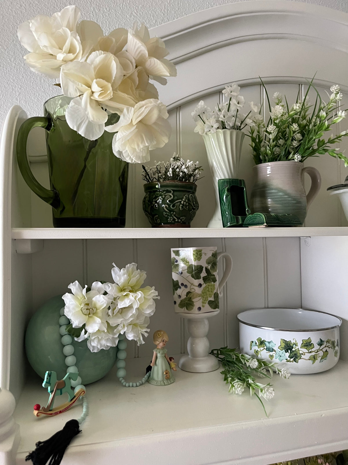 Vintage Style Chat Seafoam Green Side-Opening Ceramic Vase Pottery Pot – Sculptural Tilted Vase – 6”