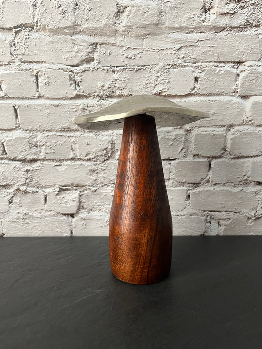 Vintage 1970s Styled Hammered Aluminum Mushroom Toad Stool Sculpture with Wooden Stem – Mid-Century Modern / Brutalist Nature Inspired Decor