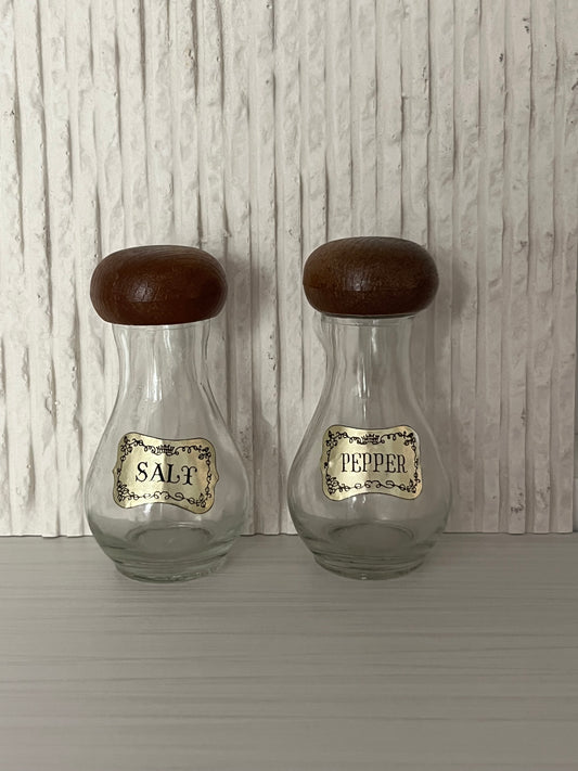 Vintage Glass Salt & Pepper Shaker Set with Wooden Mushroom Tops and Gold Foil Labels – 1960s-1970s