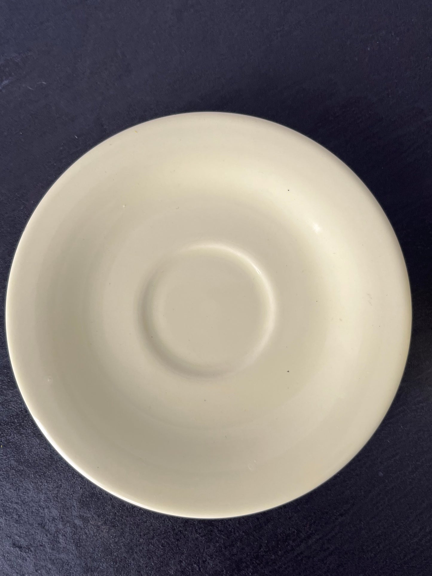 Vintage 1 Set SIC Italian Stoneware Yellow Demitasse Cup and Saucer – Butter Yellow Espresso Set Made in Italy (1970s–1980s) Società Italiana Ceramica
(Italian Ceramic Company)