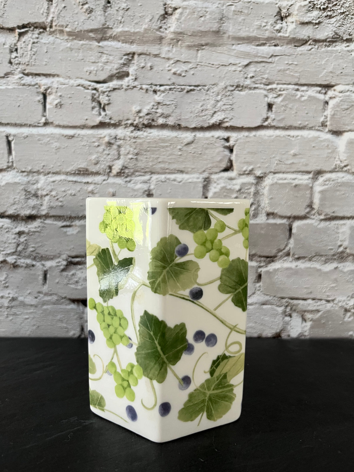 Vintage c.1990’s Lifestyle Home Grape & Ivy Vine Ceramic Mug – Green Botanical Square Coffee Cup – Robert Design