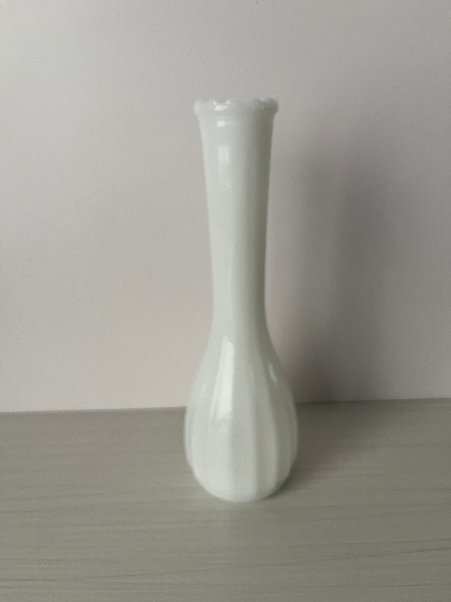 Vintage 1960s–1970s White Milk Glass Bud Vase – Scalloped Rim, Fluted Base, 8½” Tall