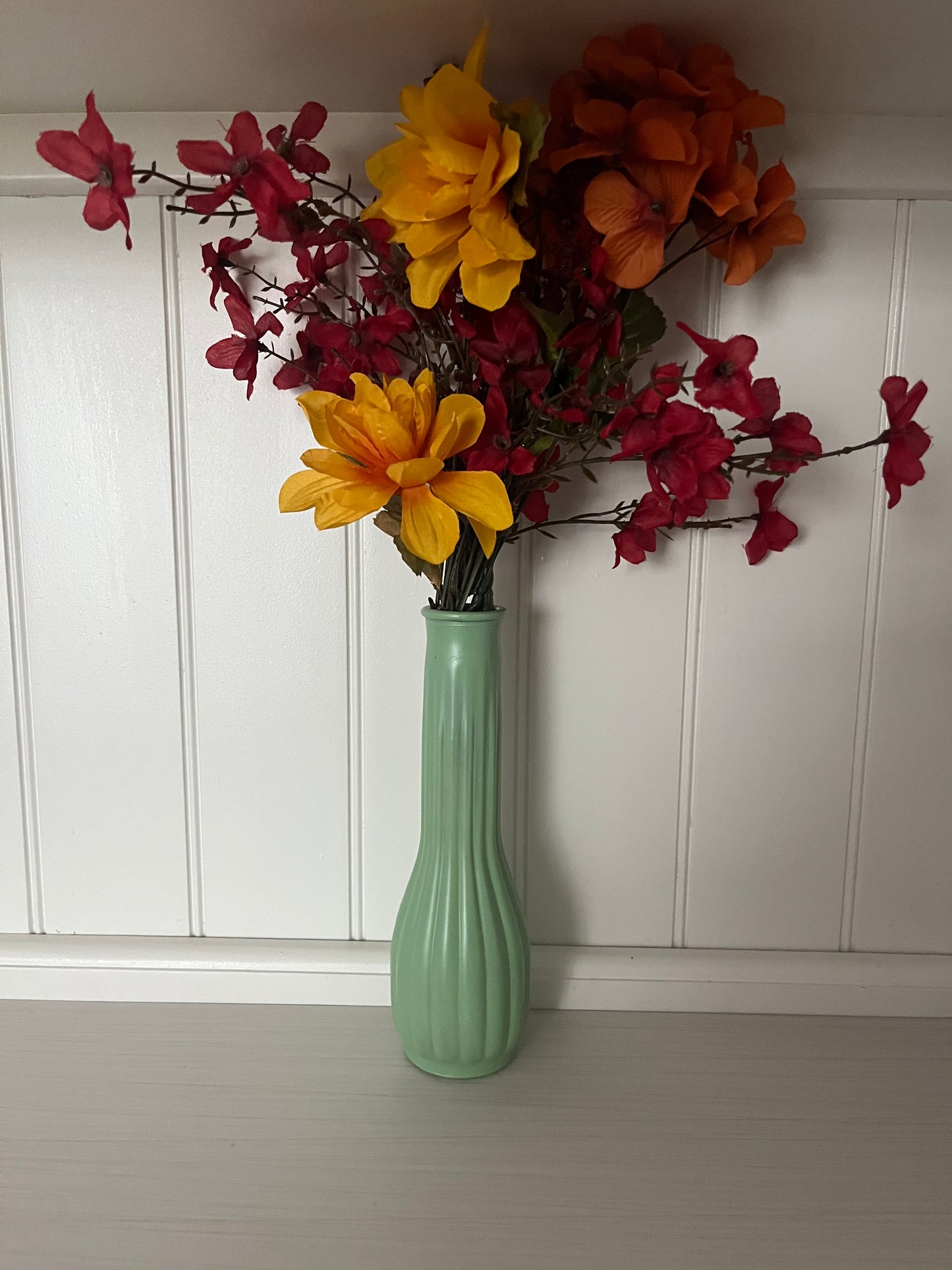 Vintage Hand-Painted Green Glass Ribbed Bud Vase | Jadeite-Style Floral Vase | c. 1940s–1950s