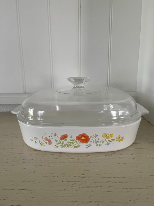 1970s Vintage Corning Ware “Wildflower” A-10-B 2.5L Casserole with Glass Lid – 

⸻