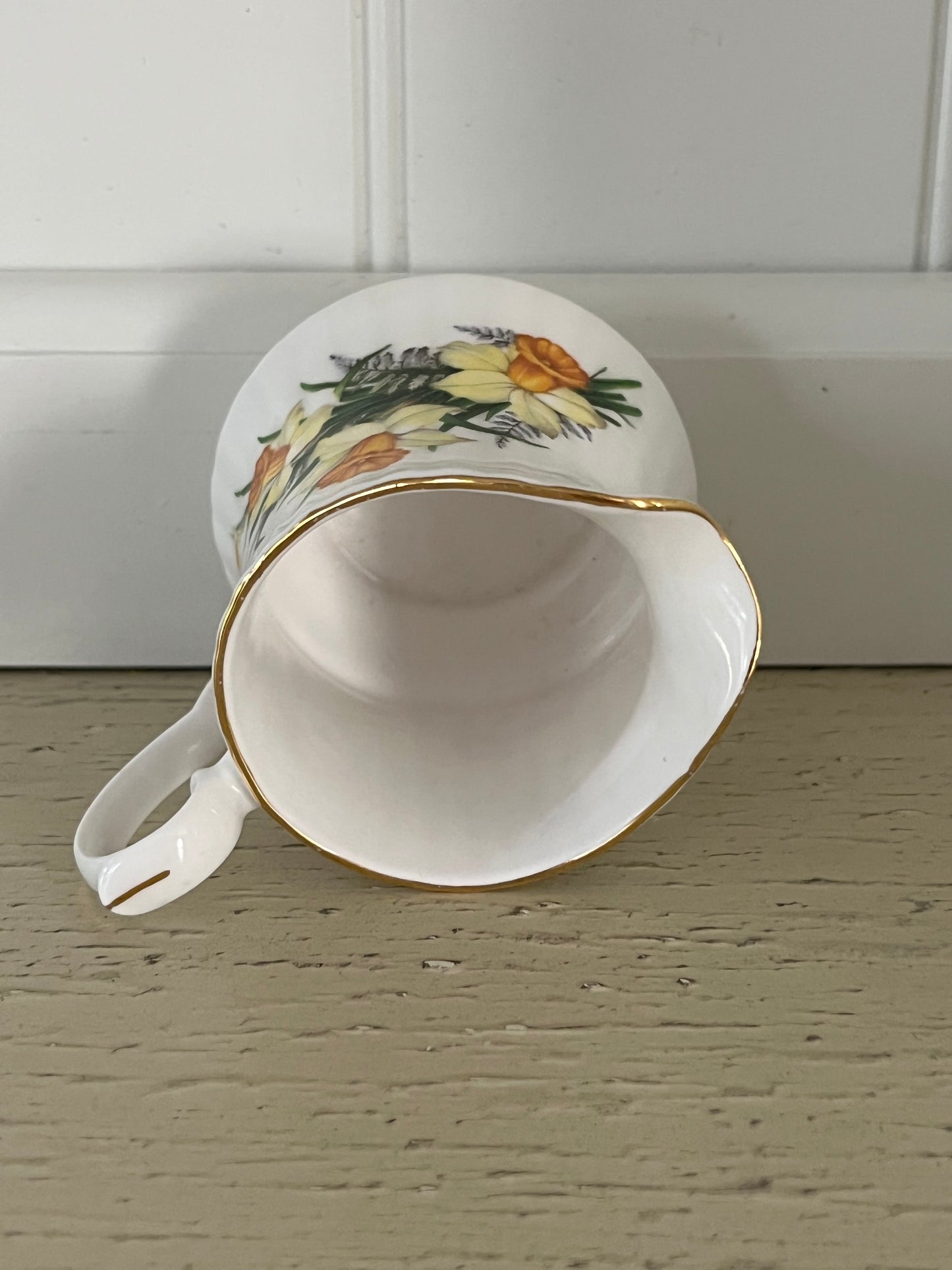 1960’s Vintage Royal Windsor Fine Bone China Creamer – Daffodil Motif – Made in England