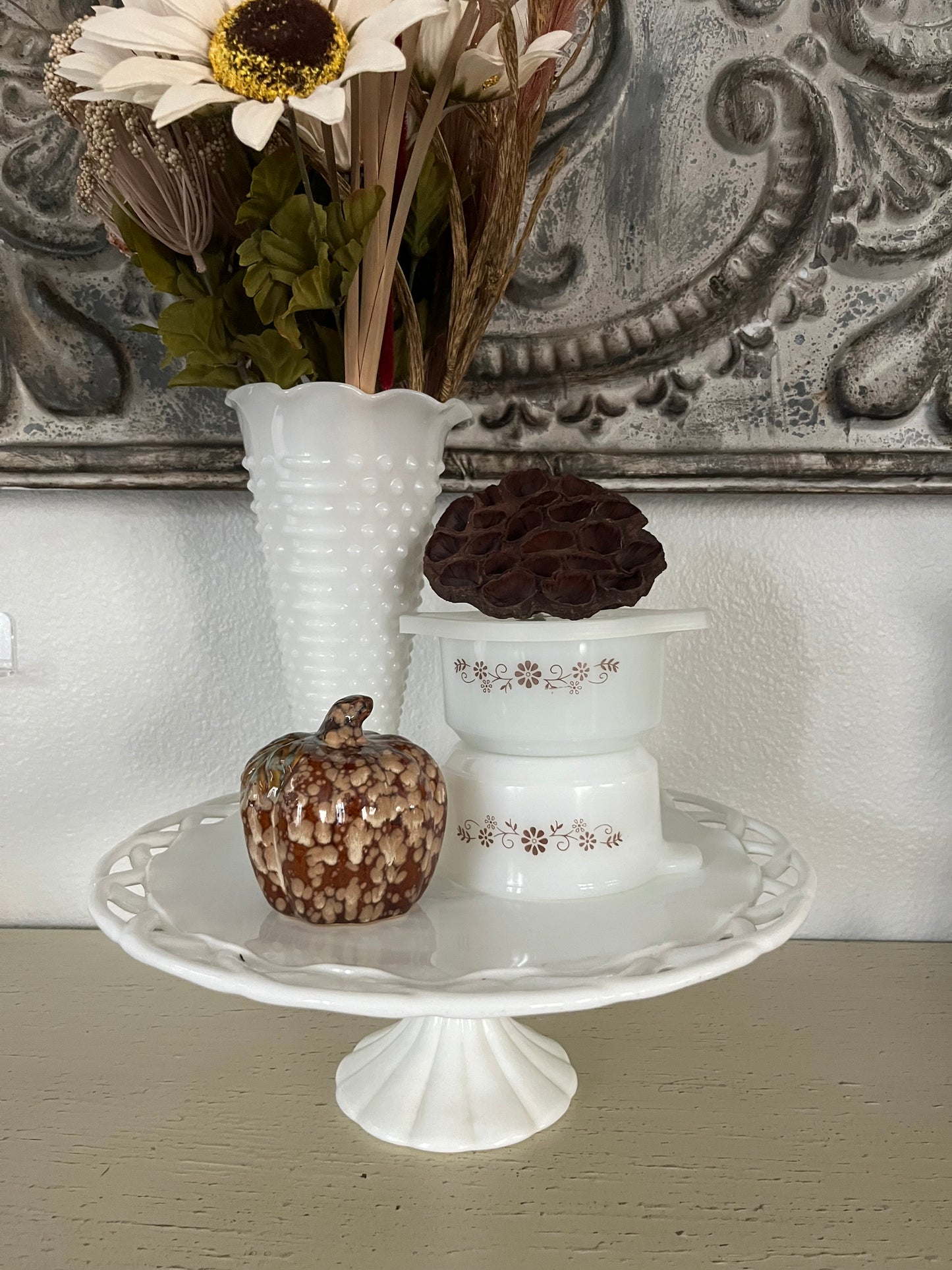 Vintage Brown Daisy PYR-O-REY Dynaware Mini-Casserole bowls / ramekin / milk glass retro 1960’s from Mexico  - Vintage Set of 2  with 1  Lid,