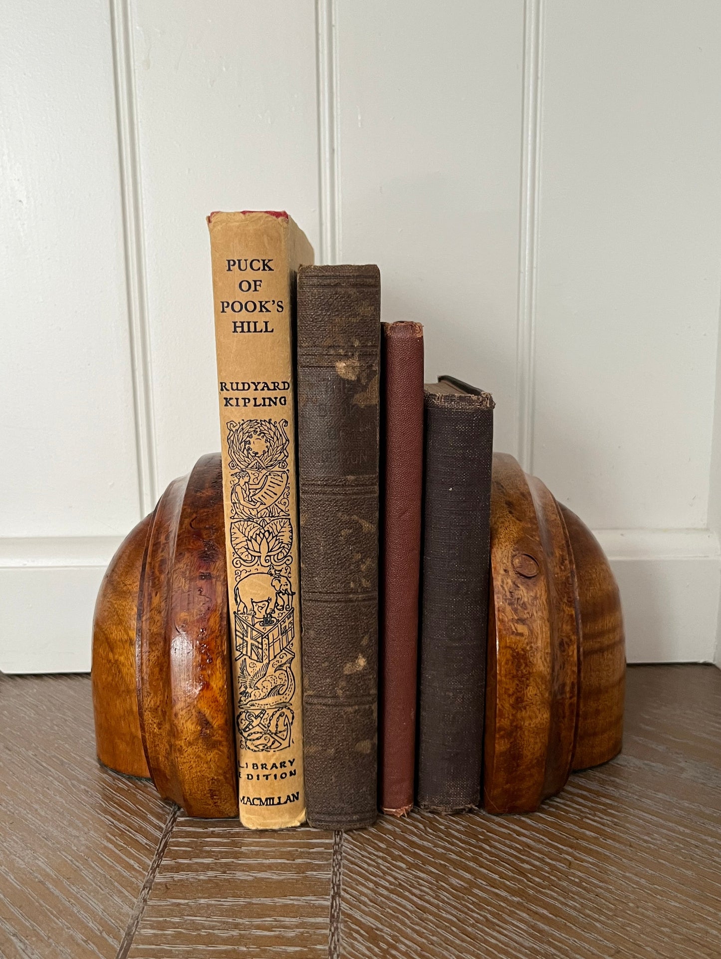 Retro Hand-Turned Myrtlewood Burl Bookends (Oregon Craft, 1970s–1990s)