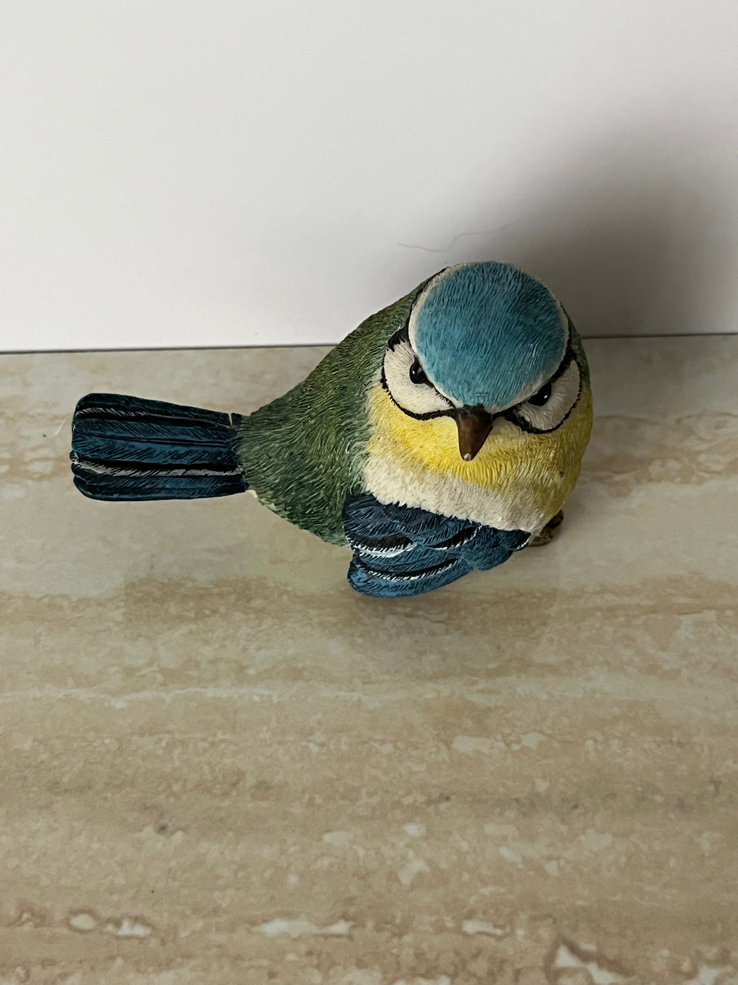 Vintage Blue Tit Songbird Figurine – Hand Painted Garden Bird Statue – Cottagecore Bird Decor – Small Nature Collectible – 1990s