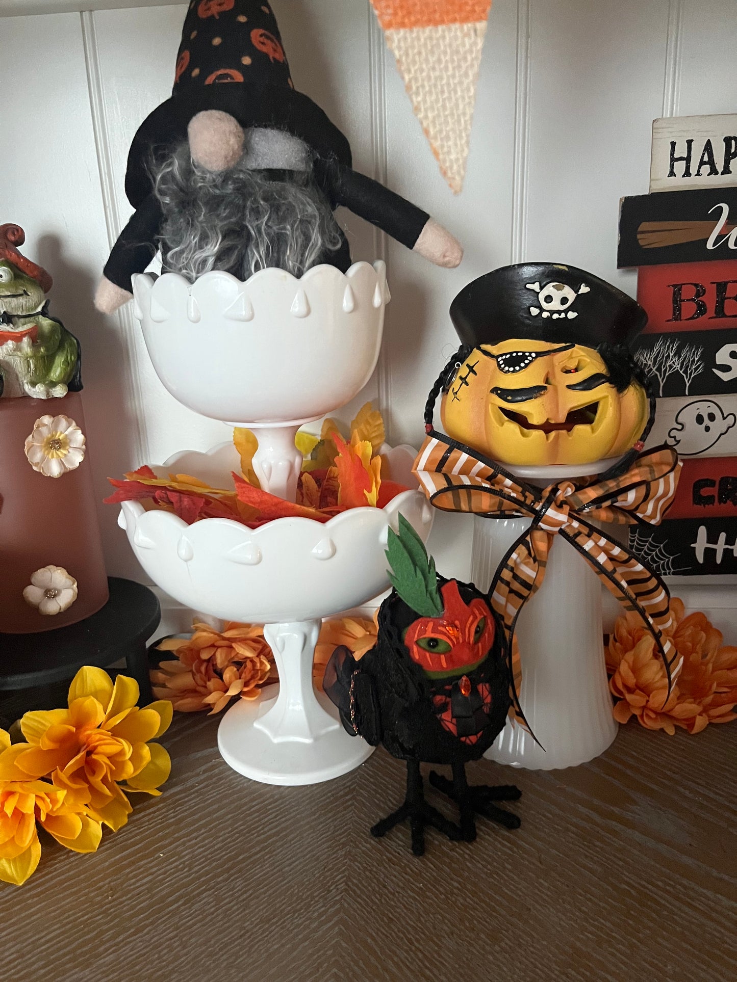 2018 Target Hyde & Eek Citrine Masquerade Halloween Crow Bird | Featherly Friends