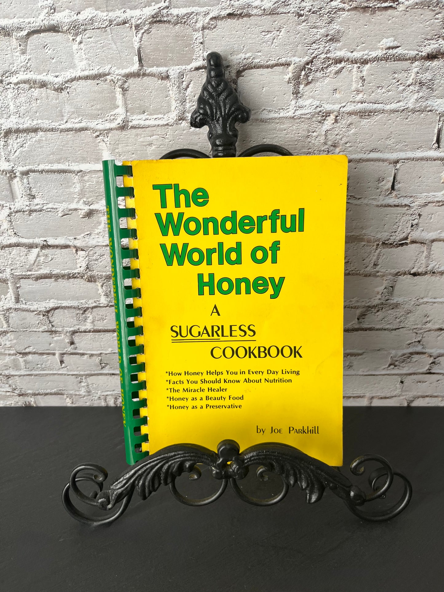 Vintage 1977 “The Wonderful World of Honey” Sugarless Cookbook by Joe Parkhill – Spiral Bound Honey Recipe Book