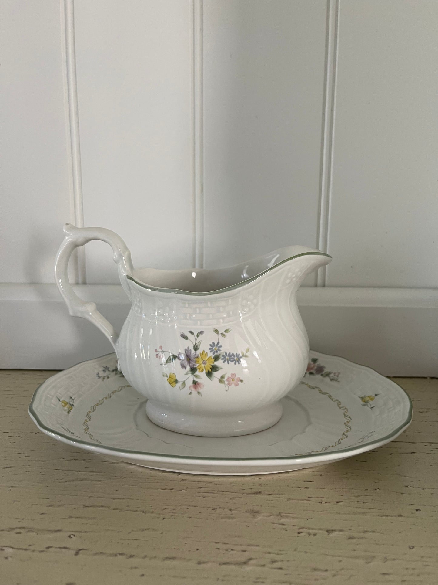 Vintage c 1980’s Mikasa Renaissance Antique Rose Floral Creamer & Underplate Set Japan