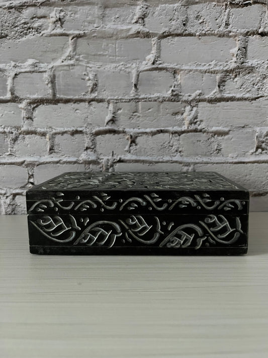 Hand-Carved Soapstone Trinket Box with Floral Relief Lid & Lining — Retro Boho Decor (c. 1970s–1990s)