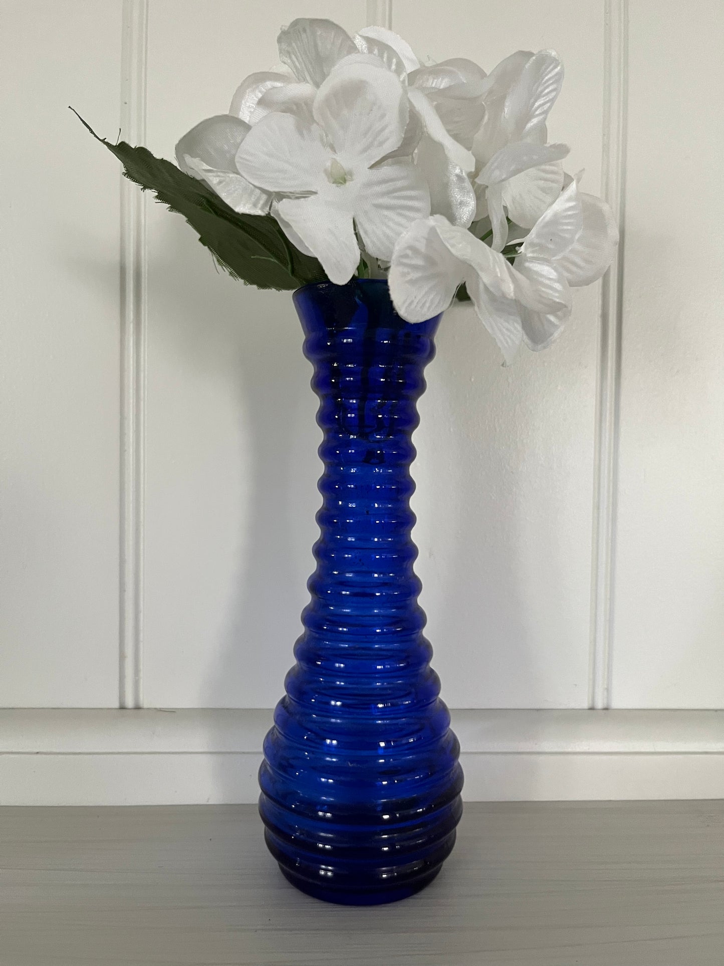 Vintage 1970s Cobalt Blue Bee Hive Ribbed Bud Vase – 8.25” Tall Retro Glass Vase