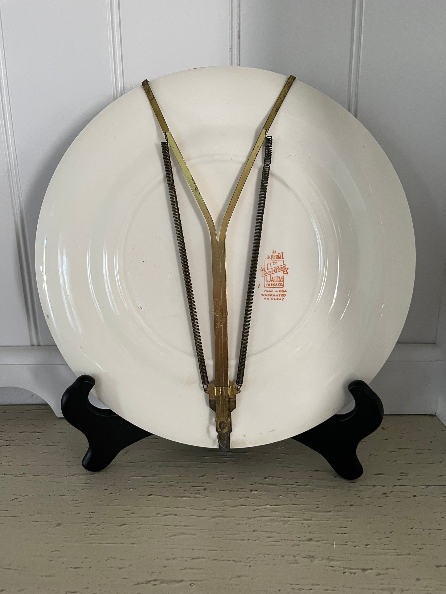 Vintage Imperial Salem China Victorian Ladies Display Plates – Set of 2 with 23K Gold (c. 1940s–1950s) | Godey-Inspired Regency Pair