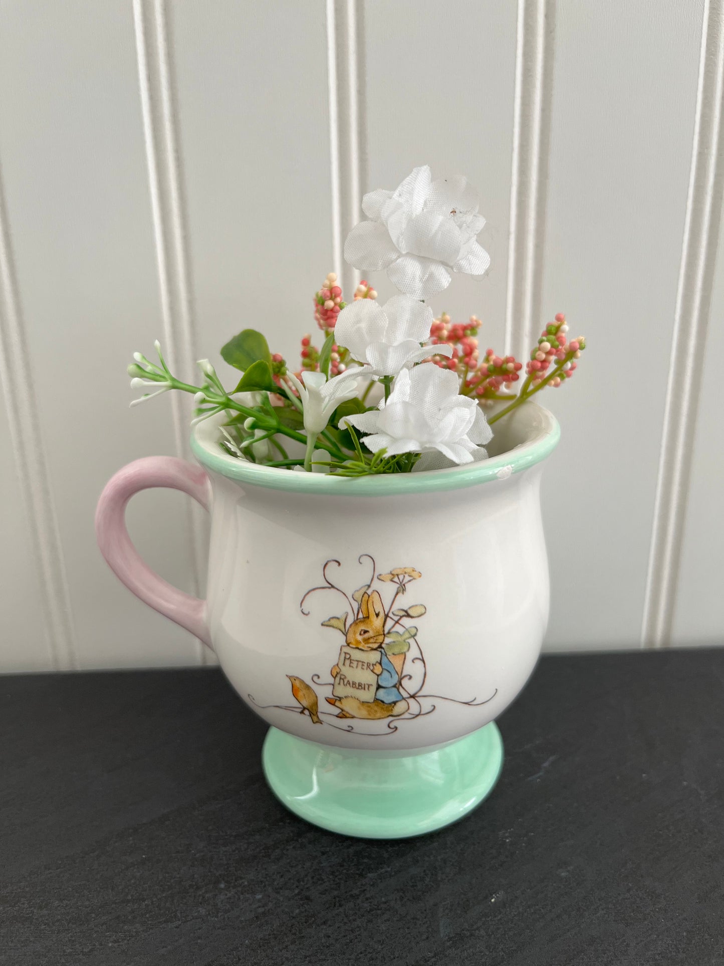 2002 Peter Rabbit Pedestal Mug – Teleflora Beatrix Potter-Inspired Ceramic Cup