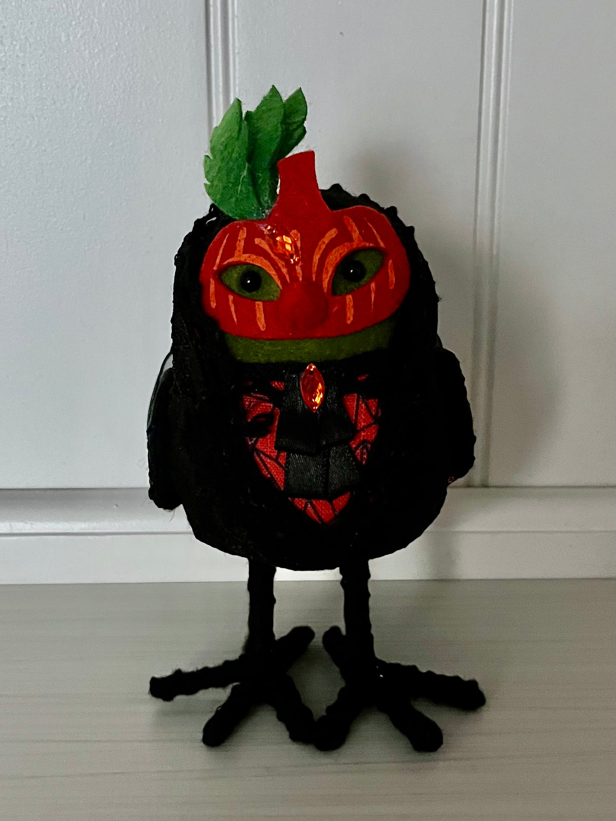 2018 Target Hyde & Eek Citrine Masquerade Halloween Crow Bird | Featherly Friends