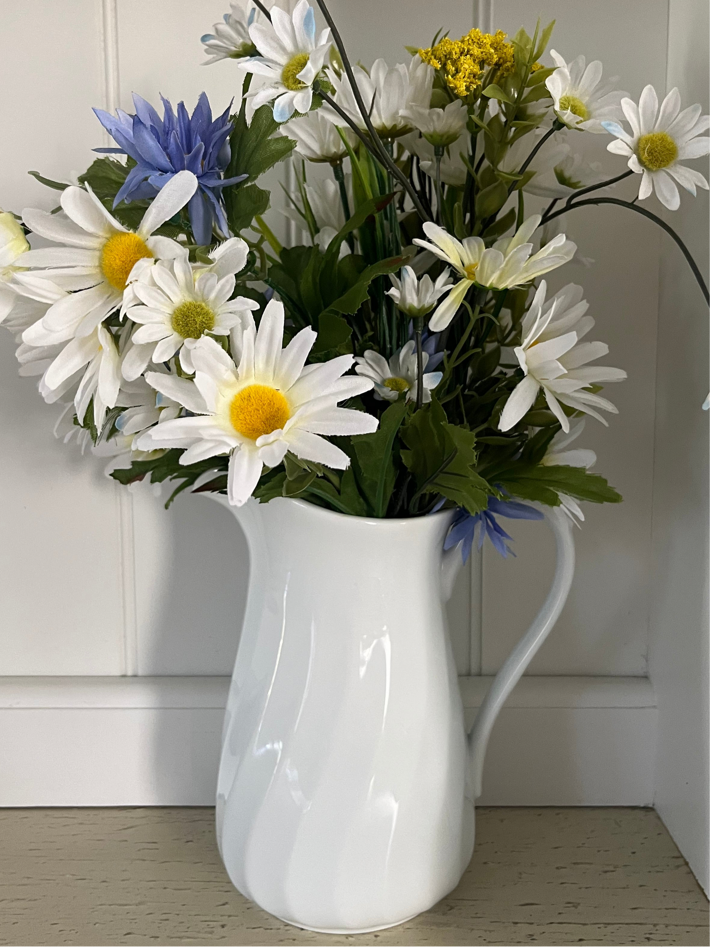 Vintage 1980s Corning White Swirl Porcelain Jug Pitcher –