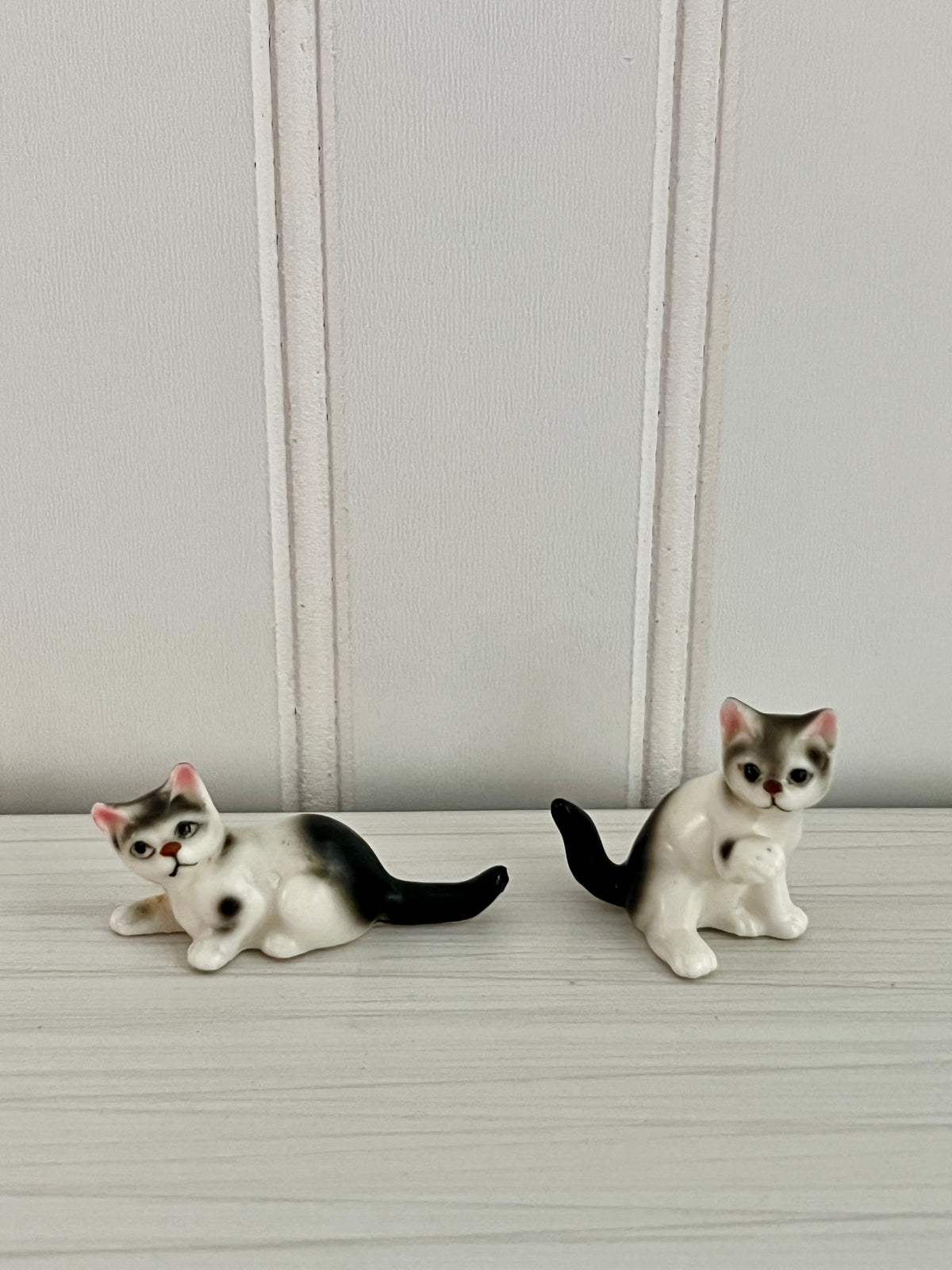 Vintage  c1960’s Kitsch Miniature Gray Black & White Kitten Figurines — Mid-Century Porcelain Cat Pair