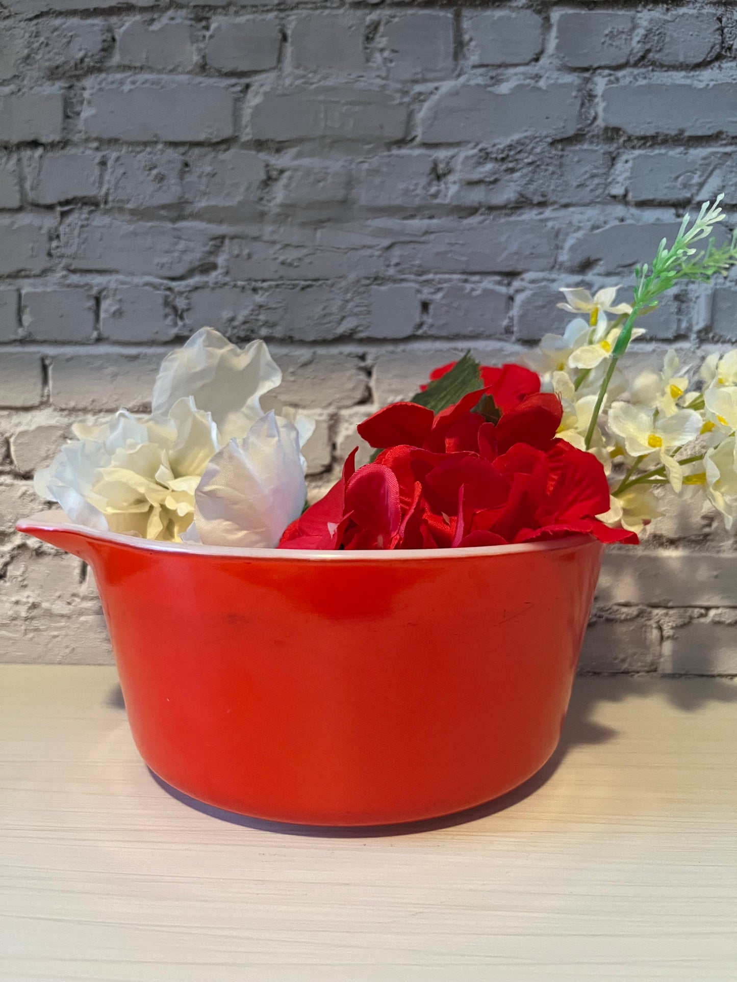 Vintage c 1970’s Pyrex Primary Red 474-B 1.5 Qt Cinderella Casserole Dish – No Lid