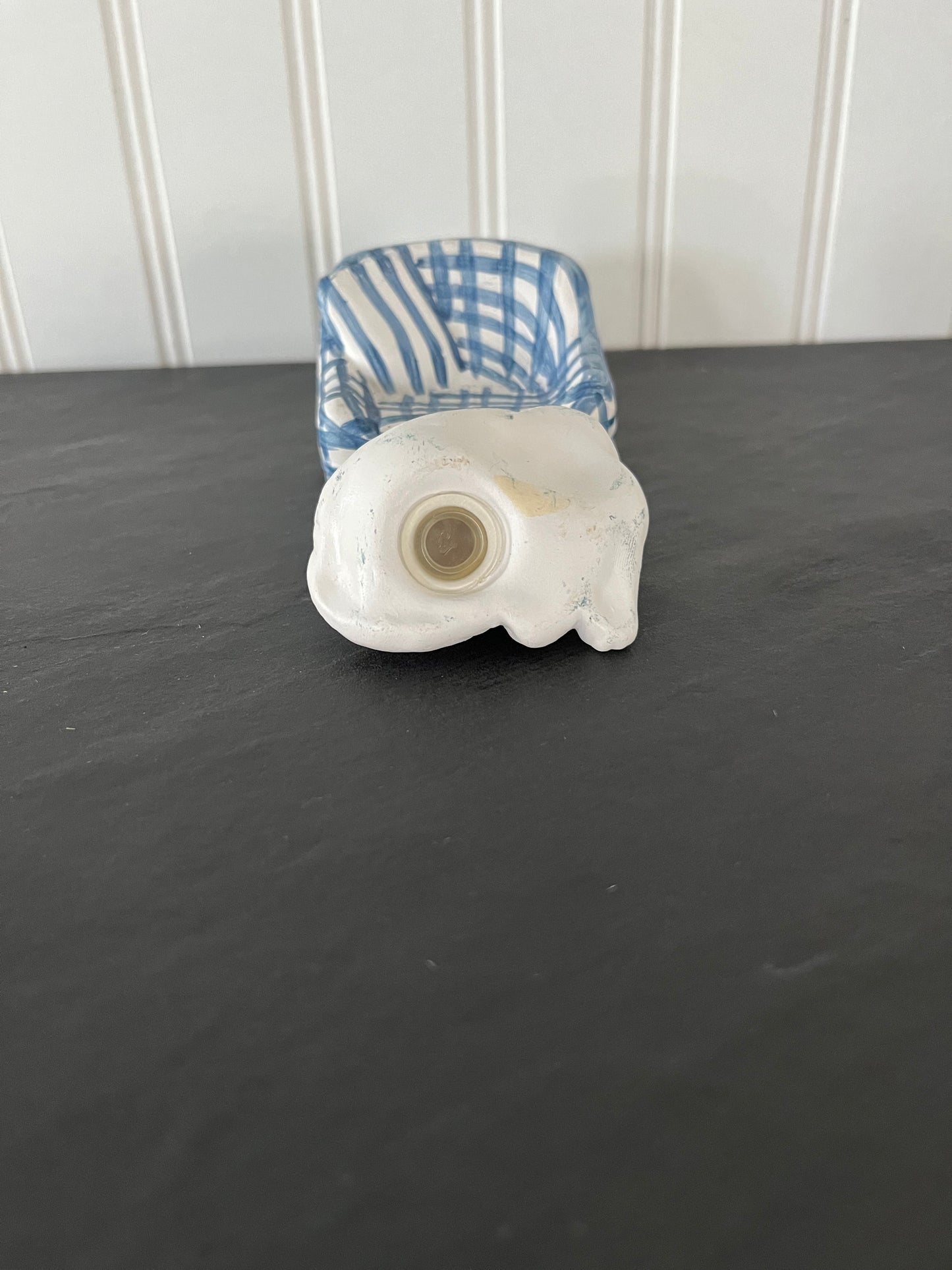 Vintage 1990s White Cat Salt & Pepper Shaker Set – Blue Gingham Chair, Red Bow, Made in China