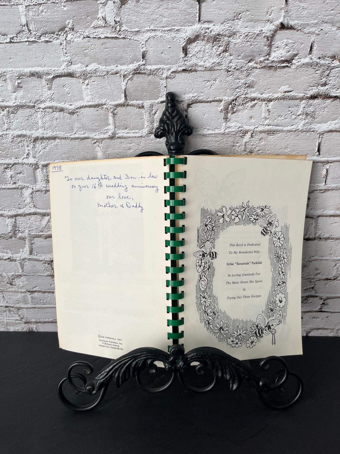 Vintage 1977 “The Wonderful World of Honey” Sugarless Cookbook by Joe Parkhill – Spiral Bound Honey Recipe Book