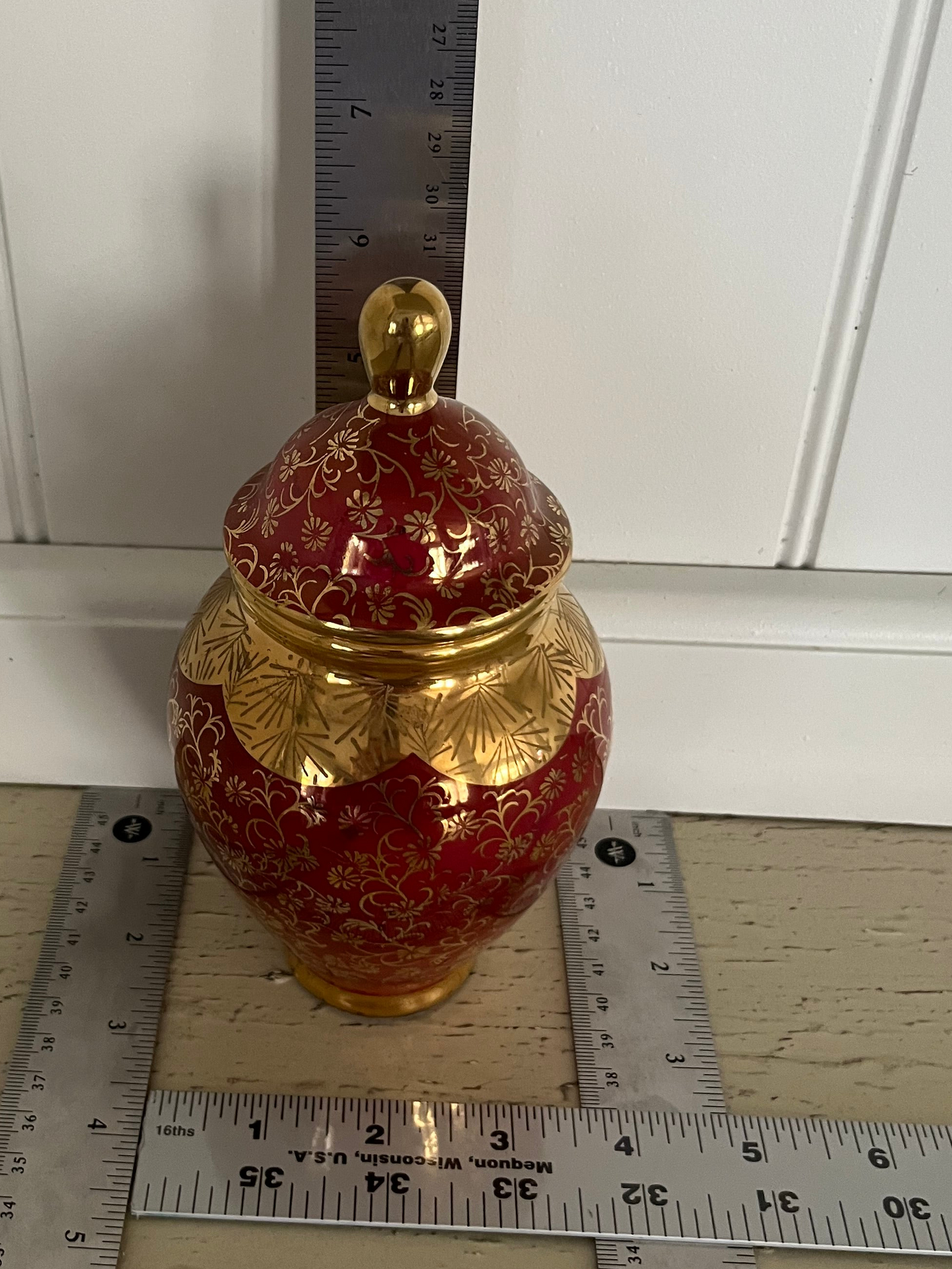 Victorian Revival Ginger Jar with Lid – KHM Bavaria Red & 23K Gold Courtship Scene (c. 1930s–1950s)