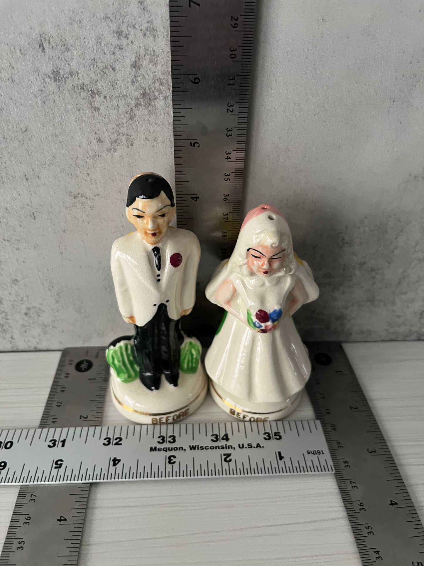 1950s “Time Marches On” Bride & Groom Salt & Pepper Shakers – Before & After Marriage Novelty Japan Ceramic