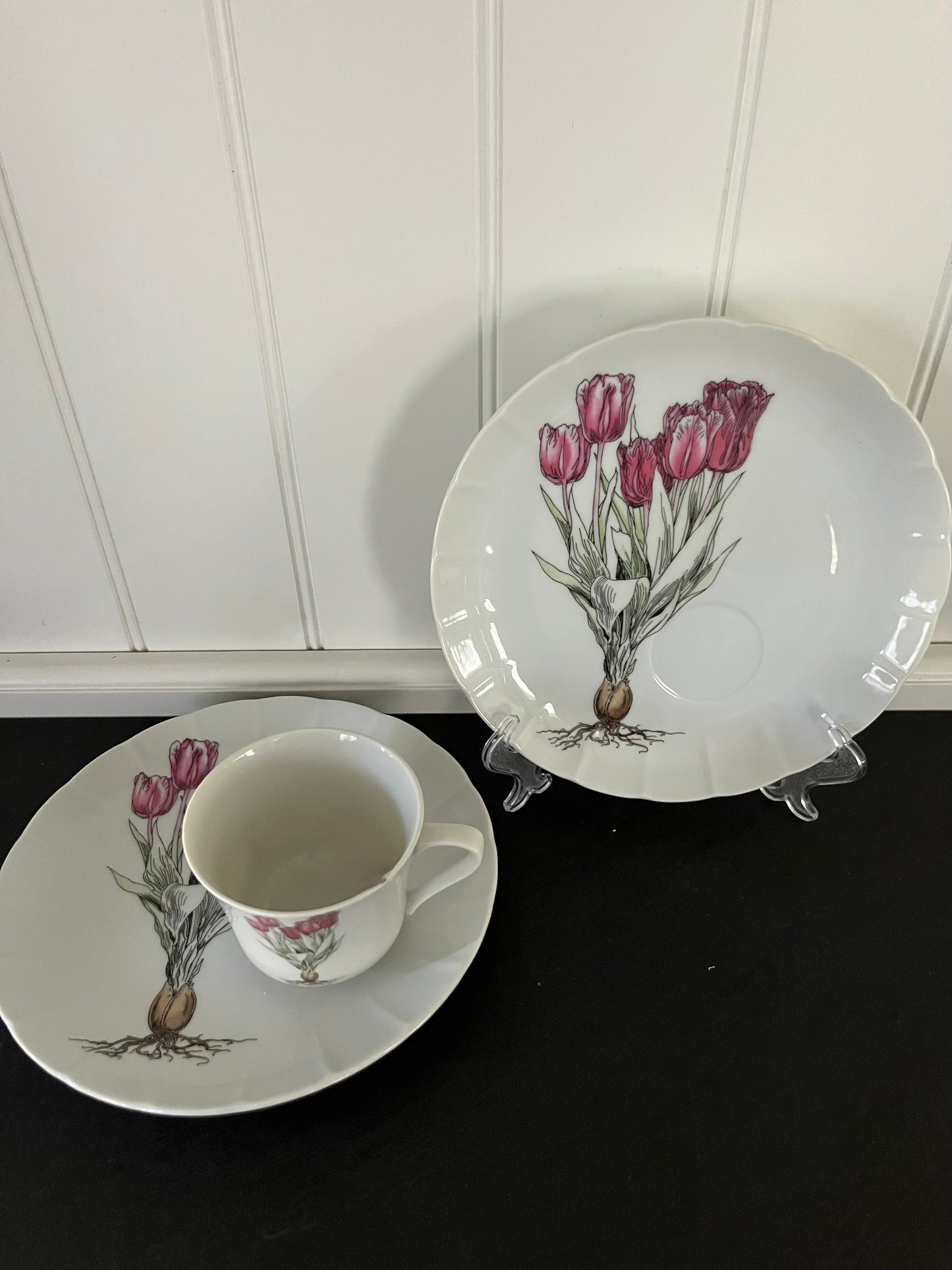2 Vintage Pink Snack Plate & 1 Tea Cup Set Tulip by SEYMOUR MANN Botanical Modern Fine China