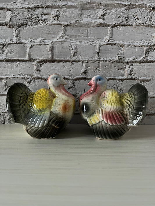 1951 Kreiss & Company Hand-Painted Turkey Salt & Pepper Shakers – Made in Japan (Fall Harvest Decor)