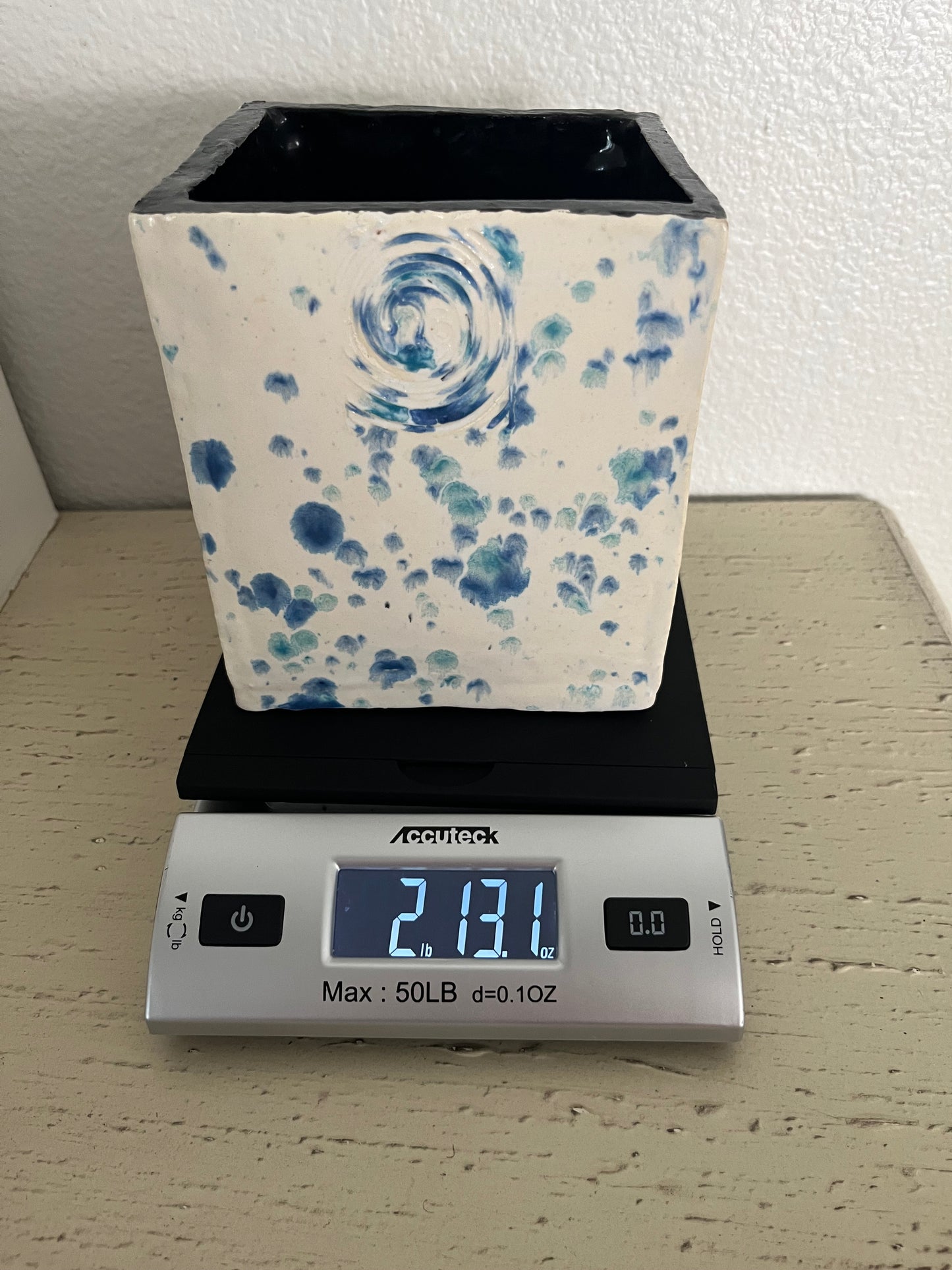 1980s Japanese Studio Pottery Multi-Sided Vase – Hand-Glazed “Peacock Eyes” Crystalites Design | Four-Way Color Display