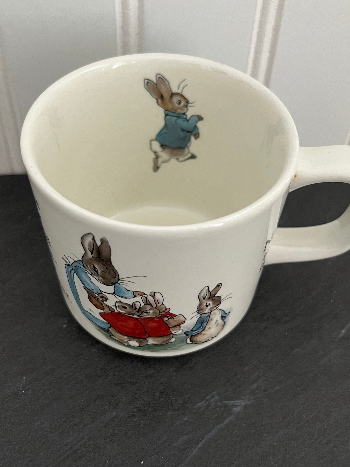 1980s Wedgwood Peter Rabbit Child’s Mug – Etruria & Barlaston, 3” Nursery Cup