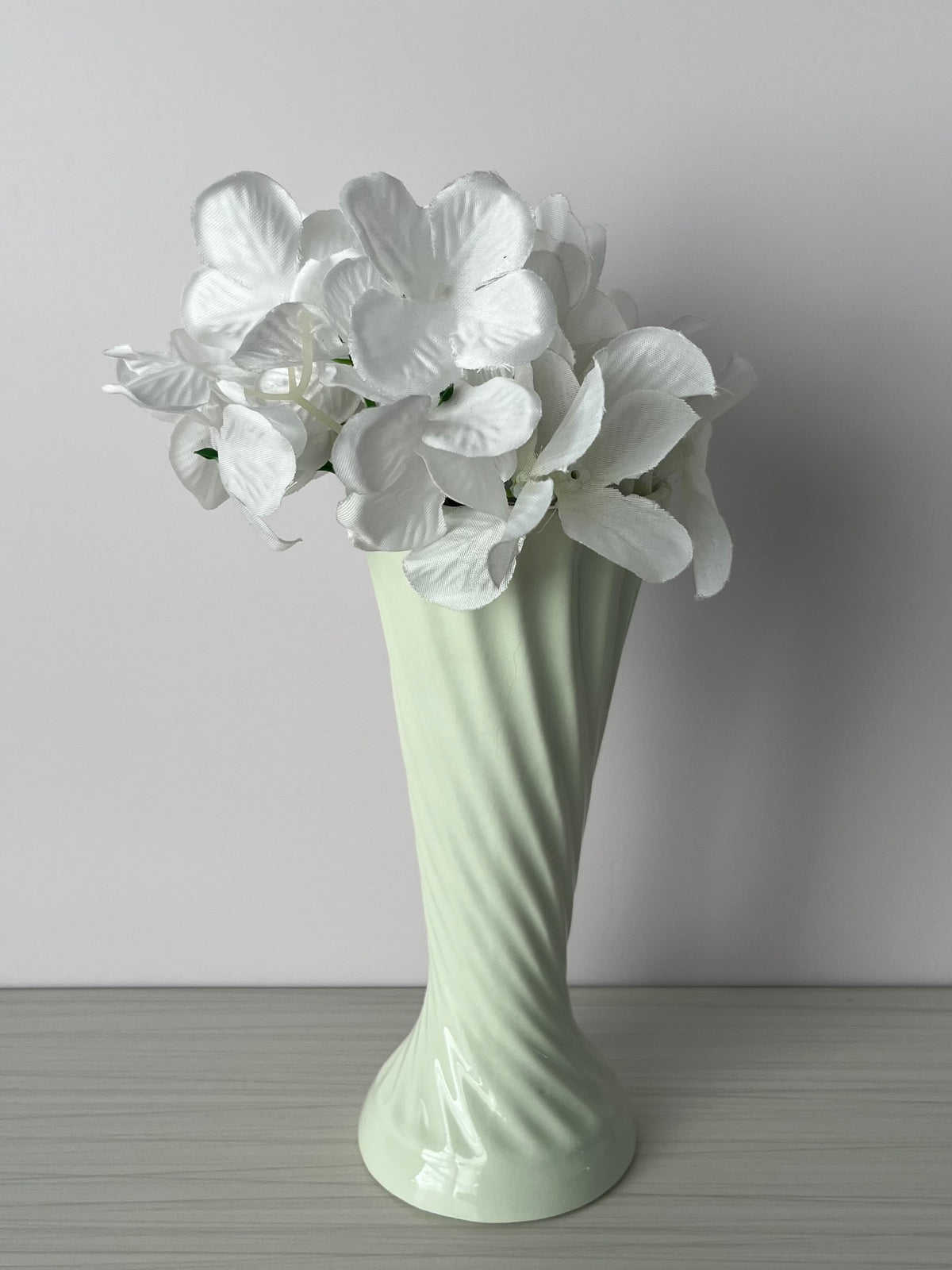 Vintage C. 1990’s * Pale celadon / soft spring  Green Spiral Ceramic Vase – Scalloped Rim Floral Bud Vase – 7”